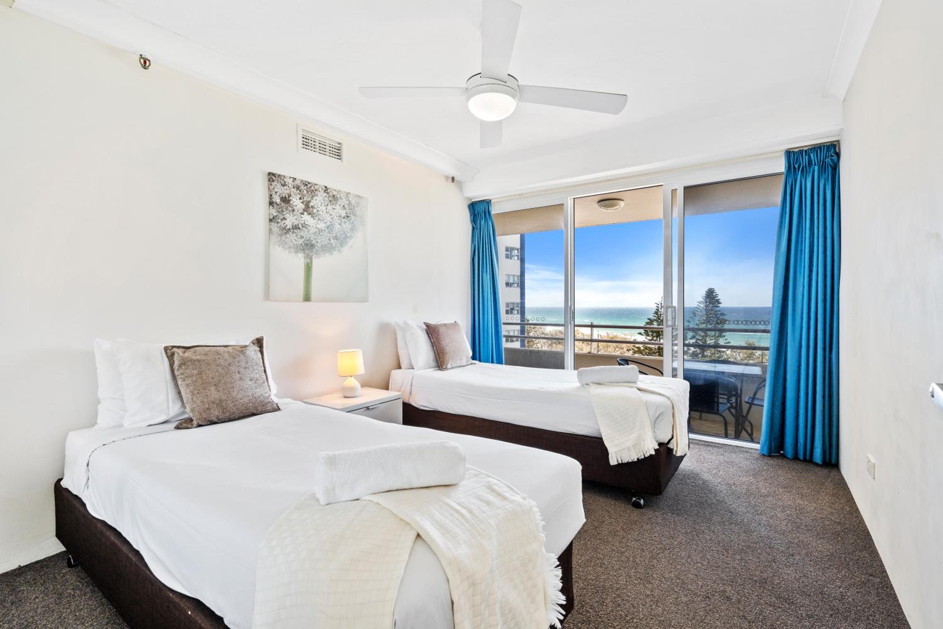 Zenith Apartments - Q Stay