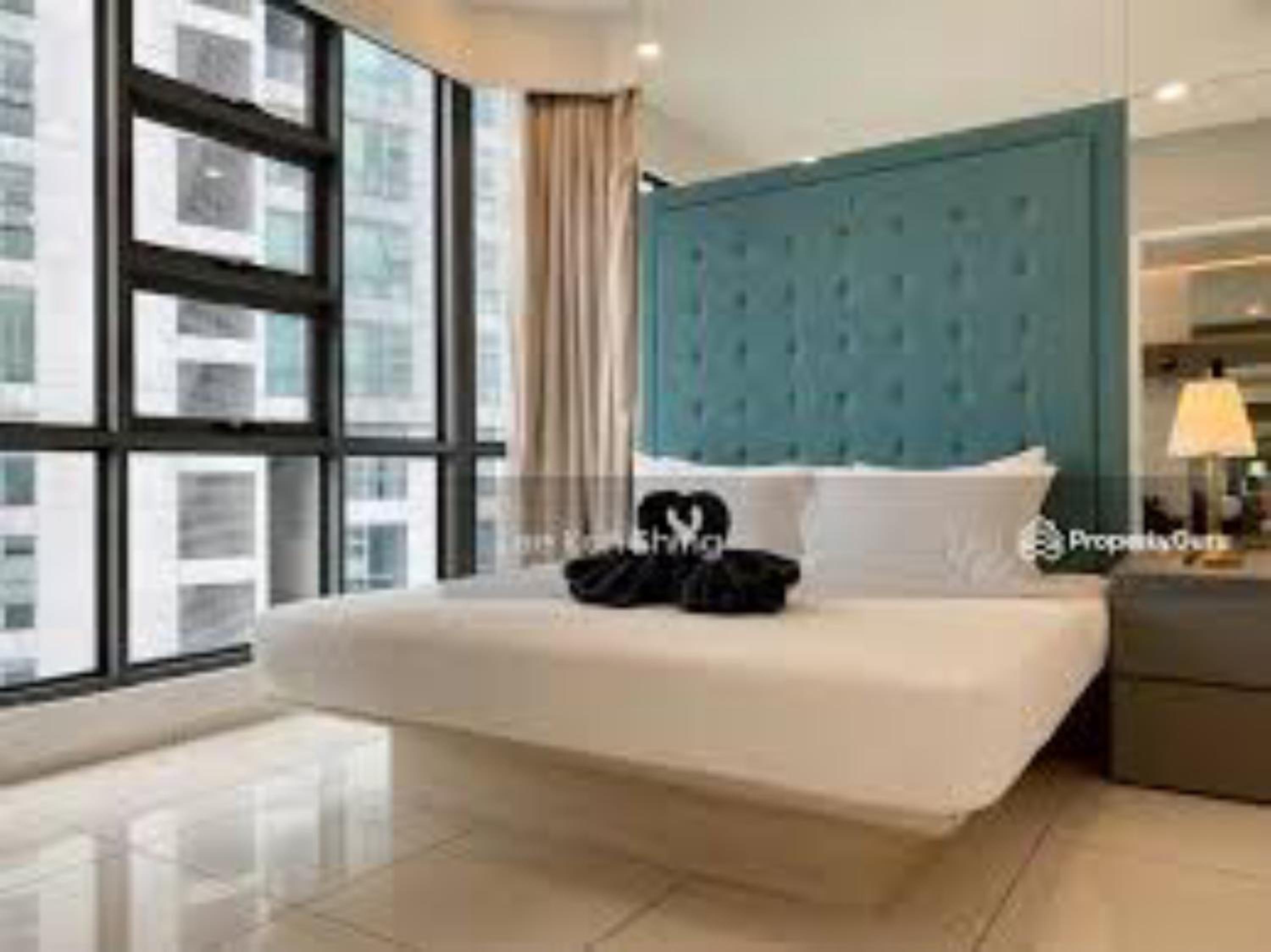 Robertson Special Suite KL