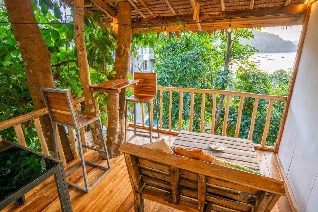 Bayview Apartment with Balcony