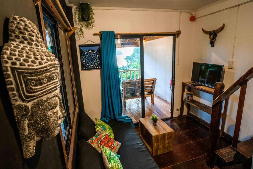 Bayview Apartment with Balcony