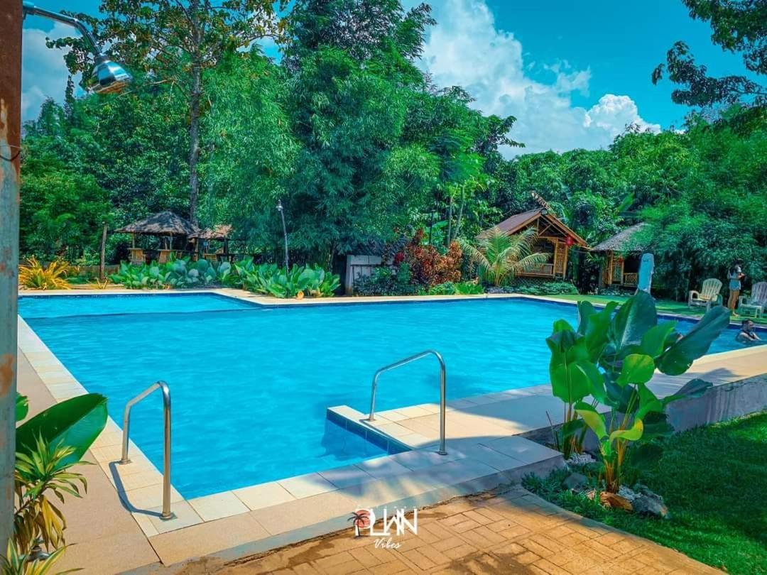 Banlaw Garden Resort