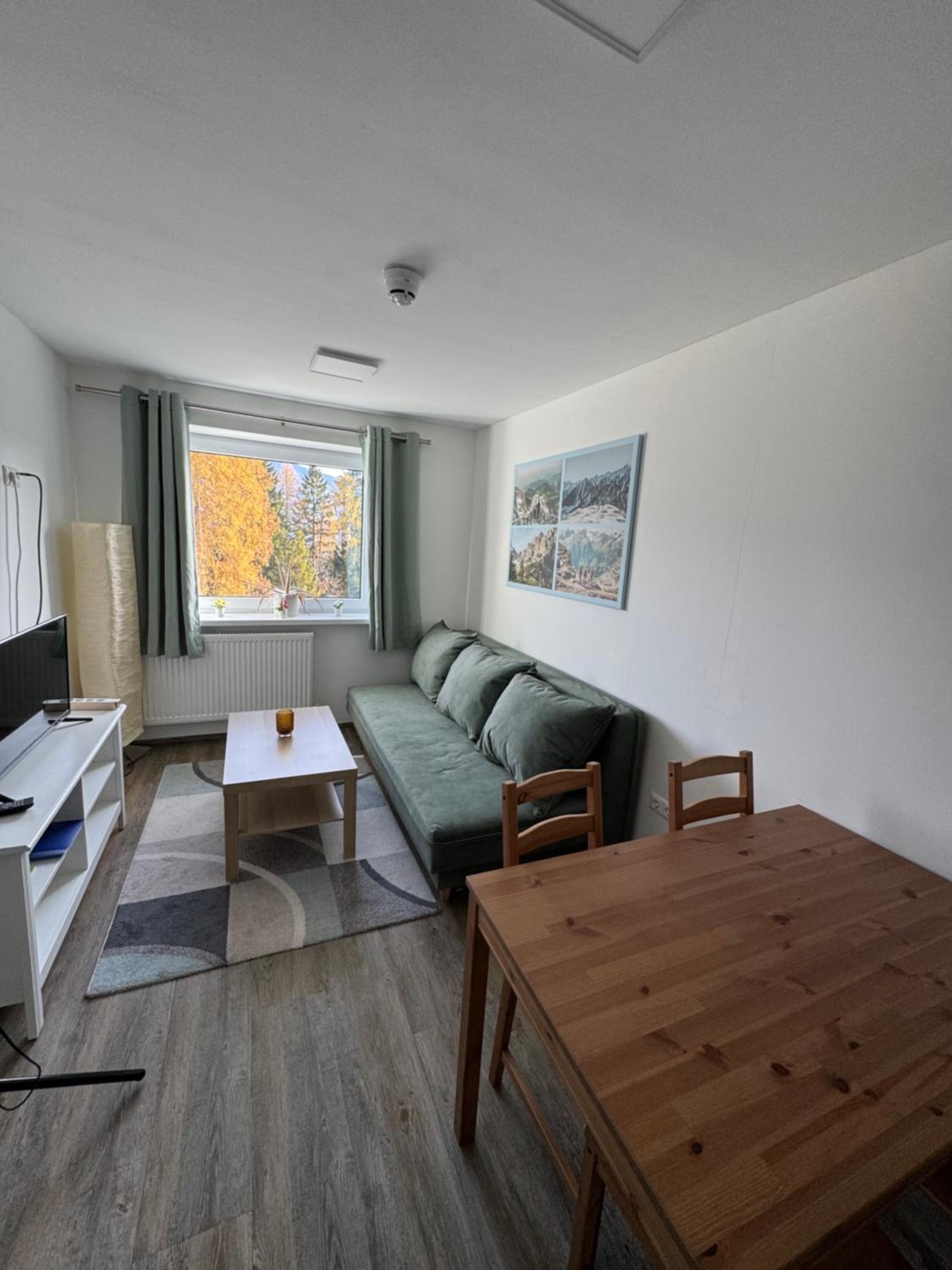 Mountain Hotel & Hostel