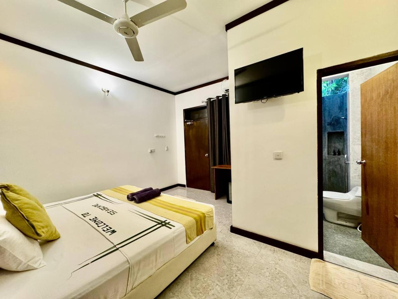 Seascape Retreats Dhigurah view 4