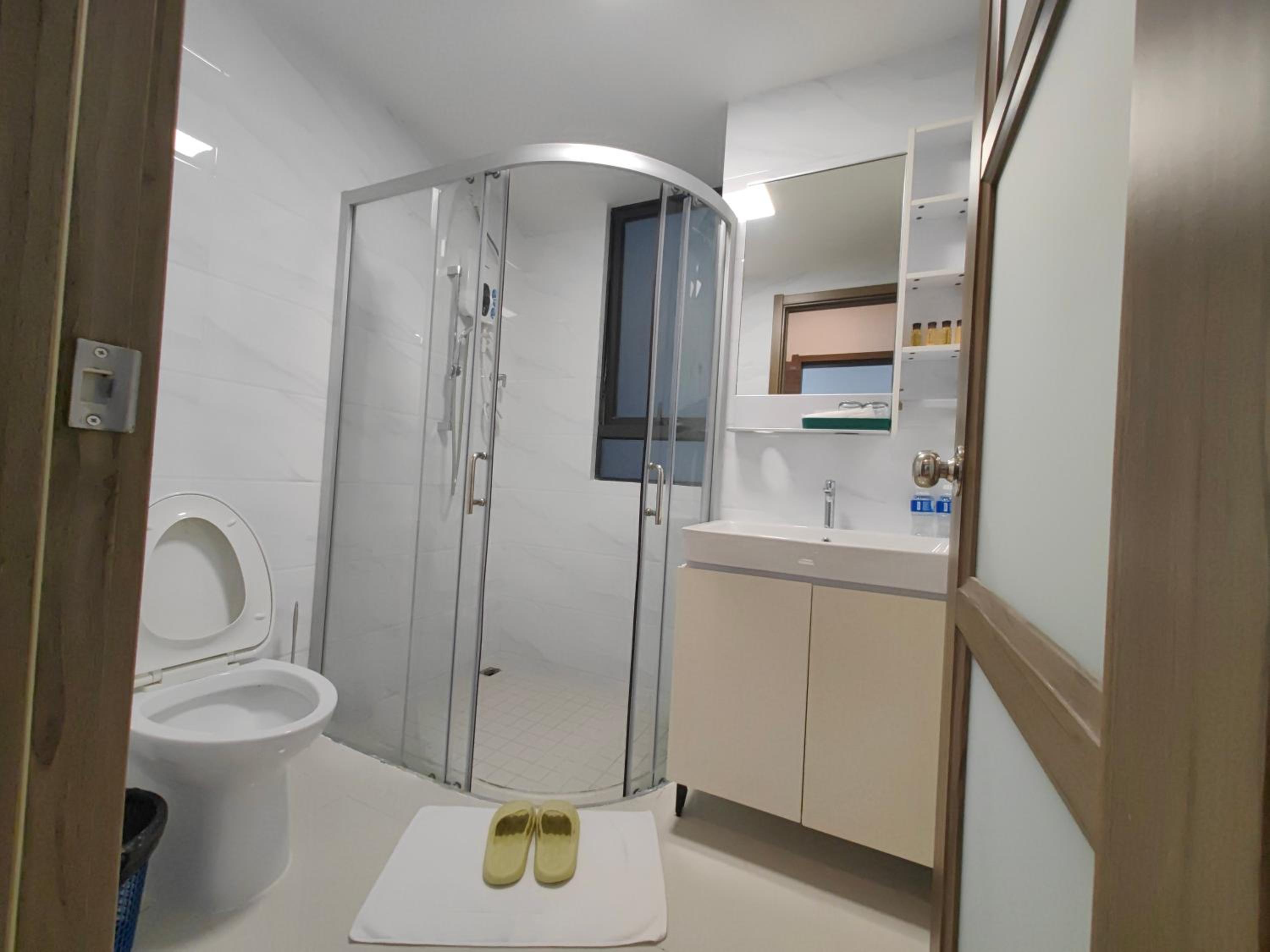 XTU 3Bedrooms at Forest City photo 3
