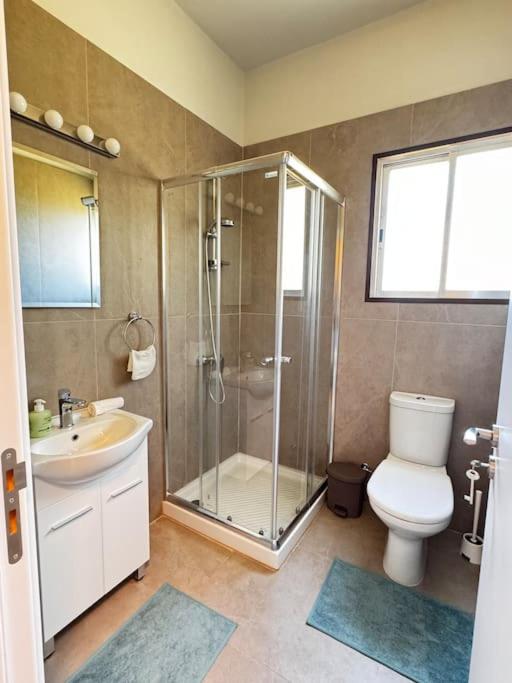 Smart Comfort RoomN7 with Private Bathroom in best Location Beach 250m