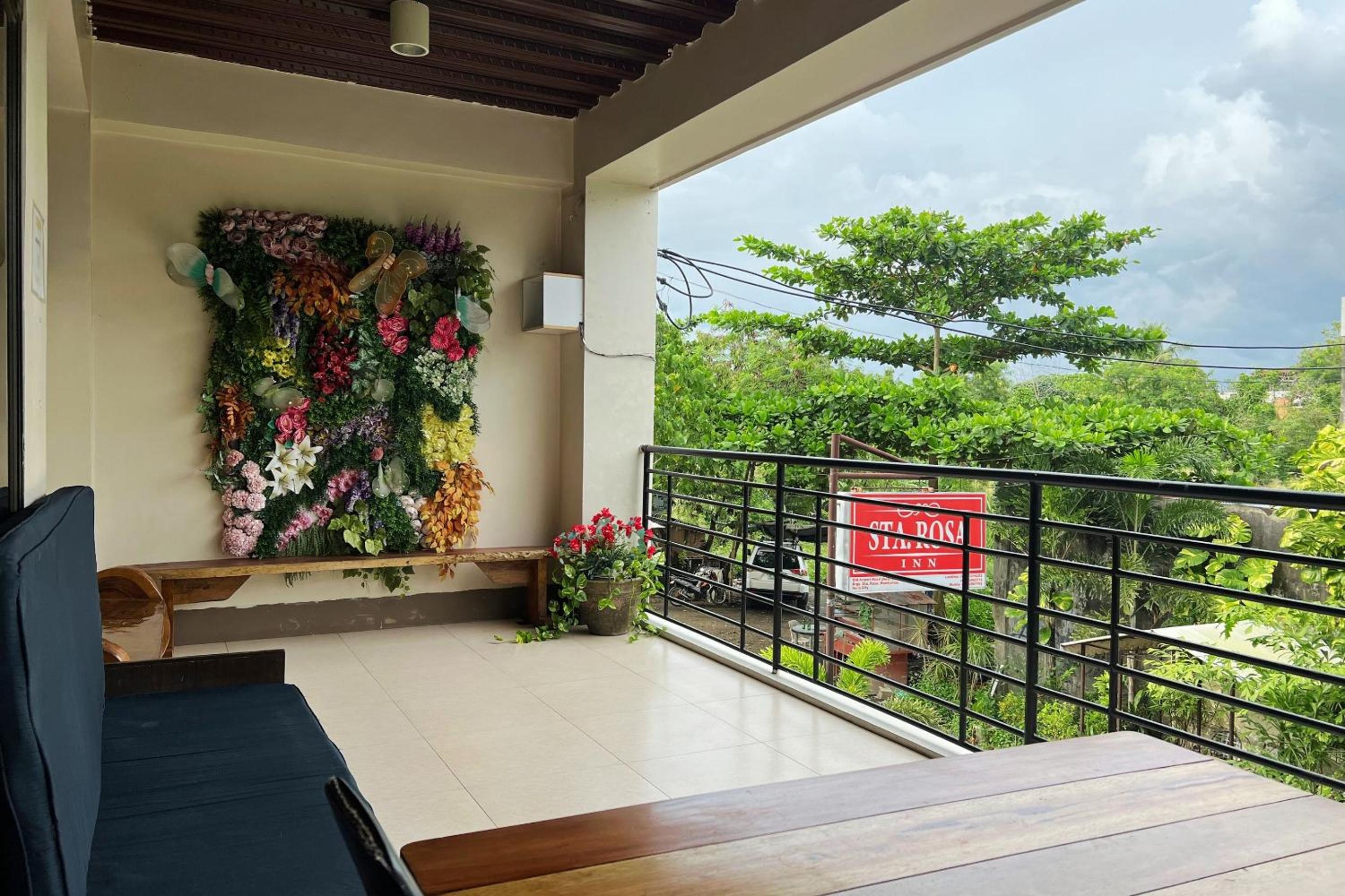 Sta Rosa Inn Iloilo powered by Cocotel view 3