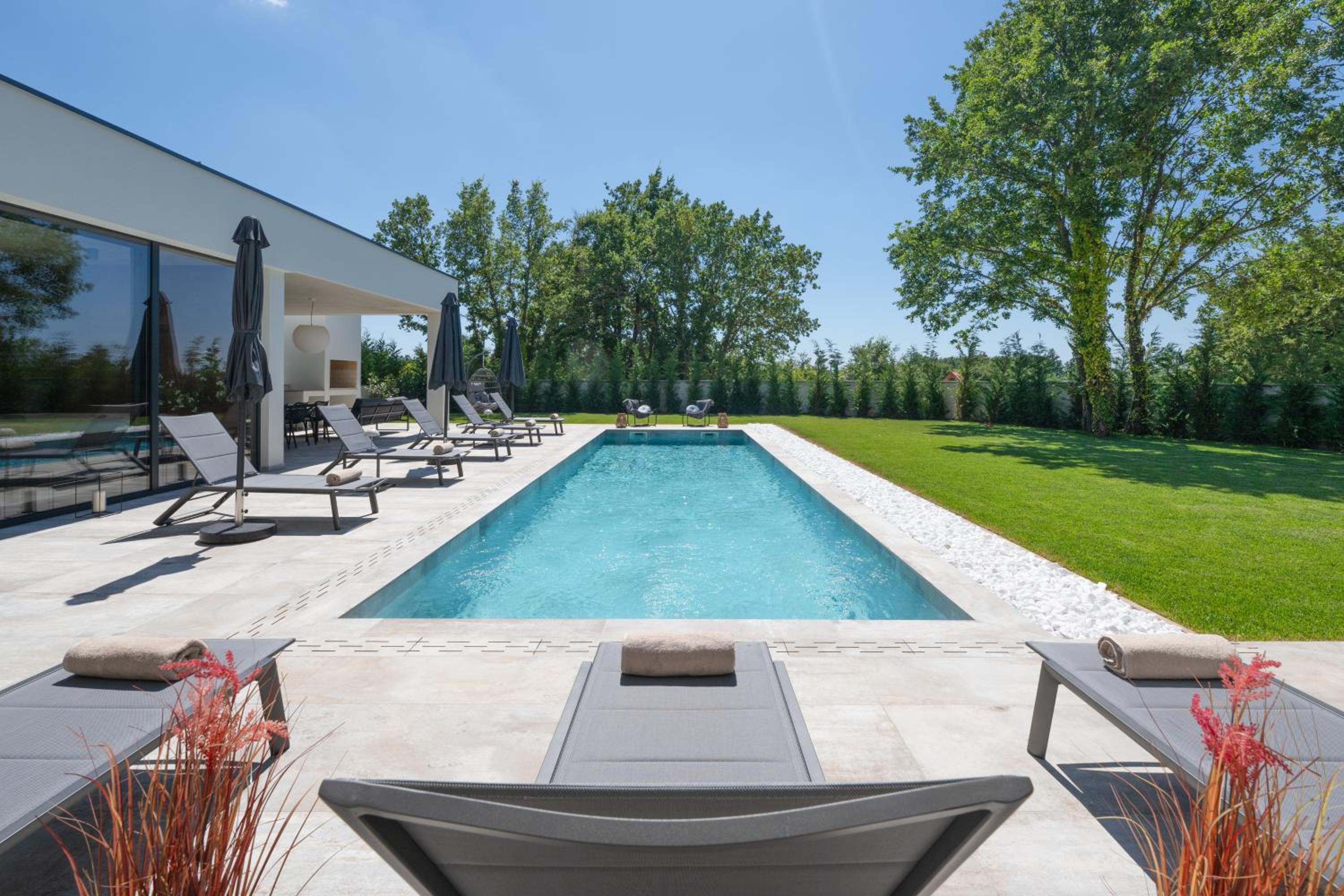 Villa Ume by IstriaLux with jacuzzi and sauna