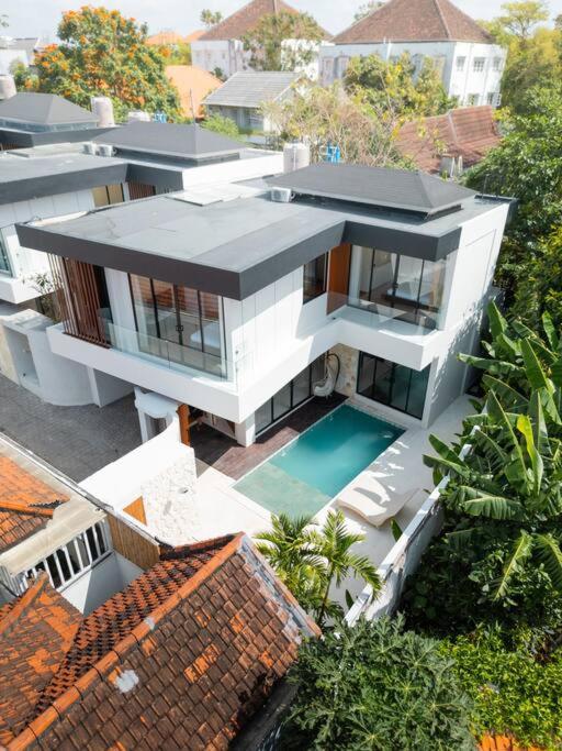 Casa Elera Brand new 3-Bedroom in Umalas - canggu view 2