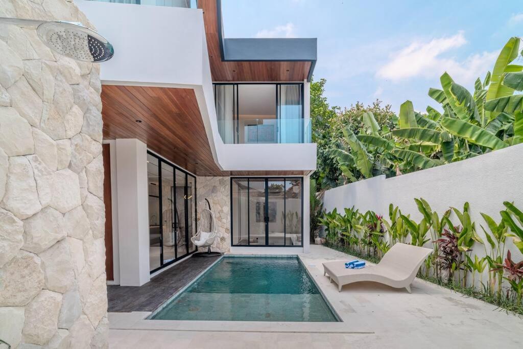 Casa Elera Brand new 3-Bedroom in Umalas - canggu view 5