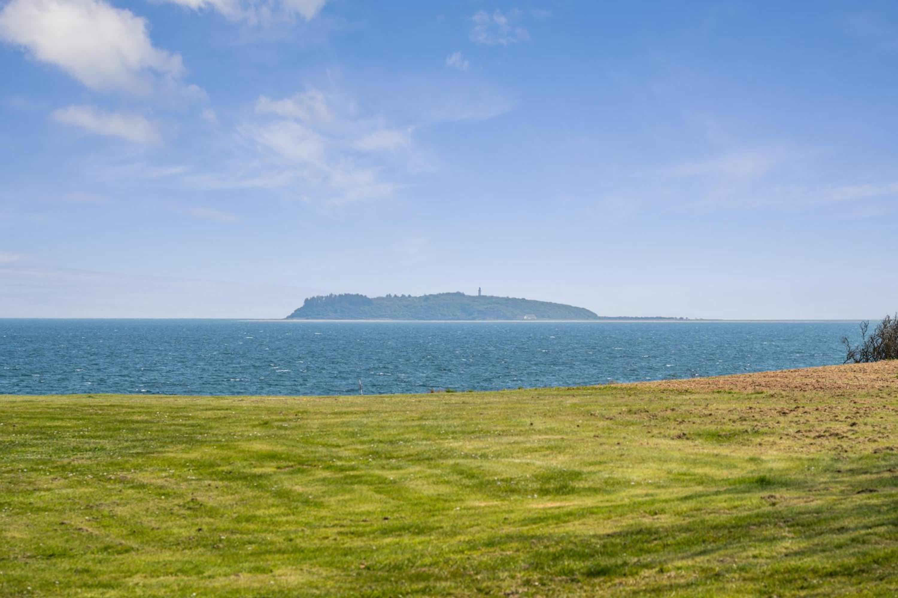 Well-Maintained Holiday Home With Sea View Close To Ebeltoft