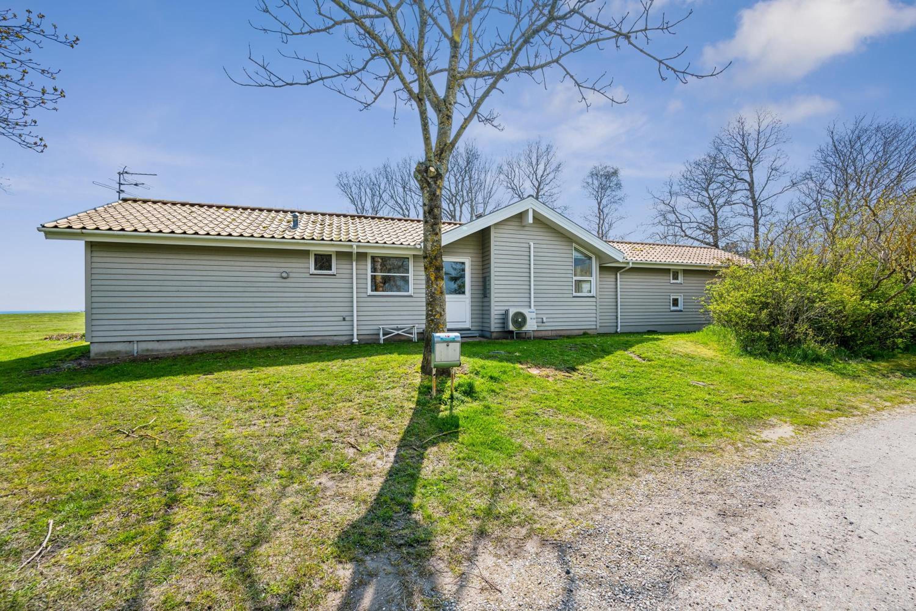 Well-Maintained Holiday Home With Sea View Close To Ebeltoft