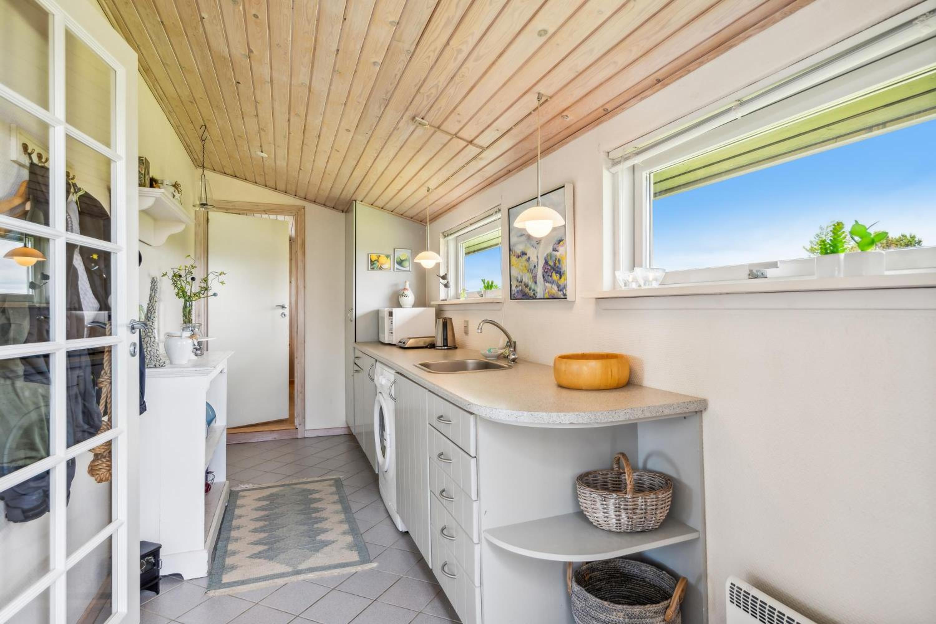 Awesome Home In Ebeltoft With 3 Bedrooms And Internet view 3