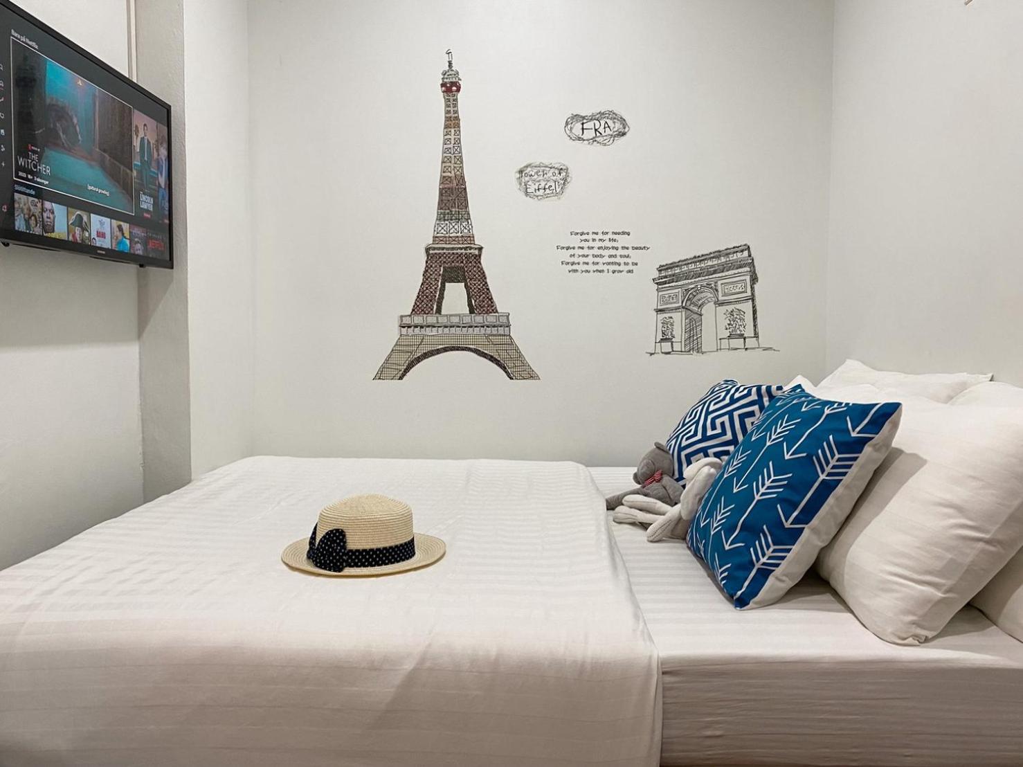 Click Hostel