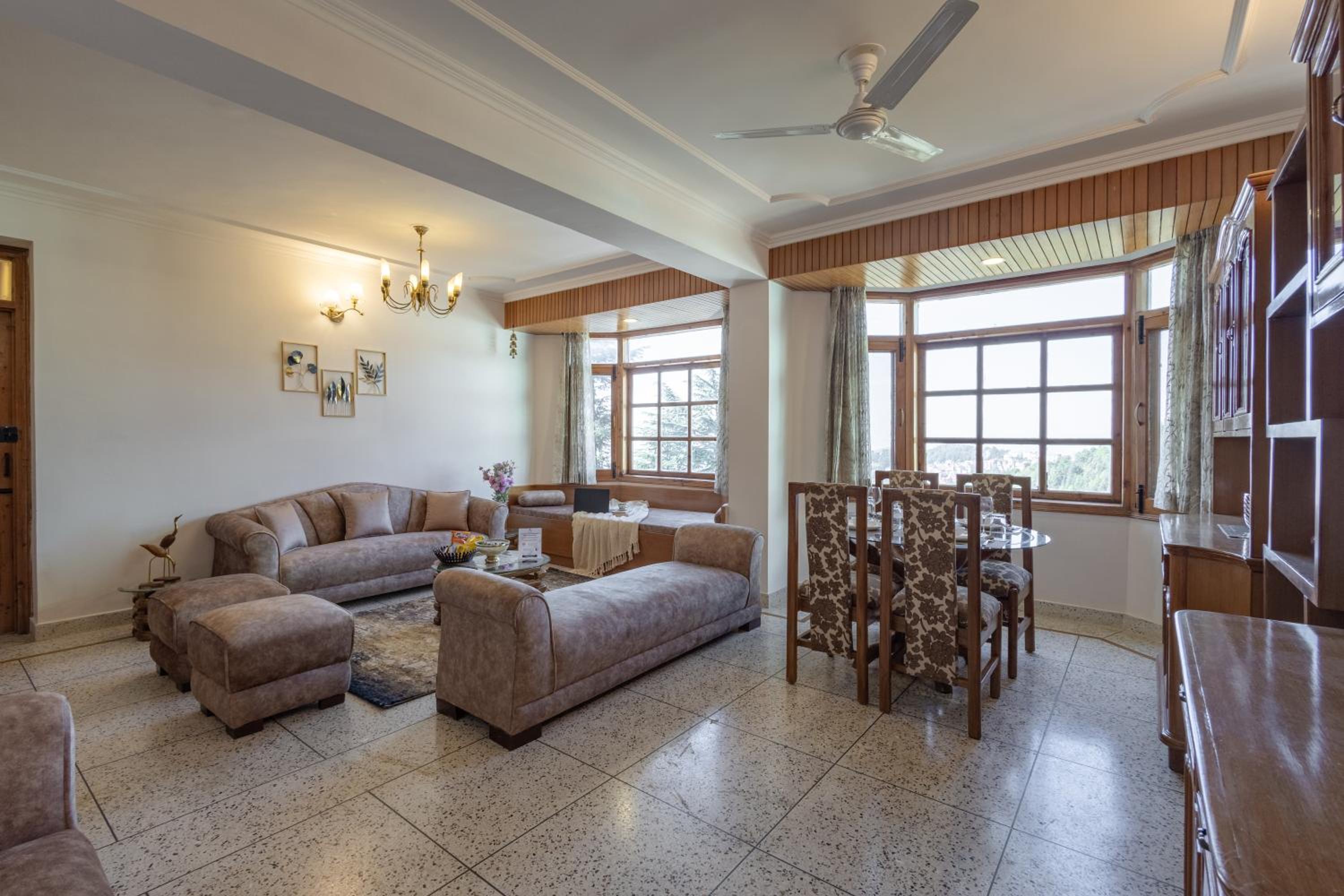 Alaya Stays 4 BHK with Hills View & Restaurant - Hemkunj Blossom view 5