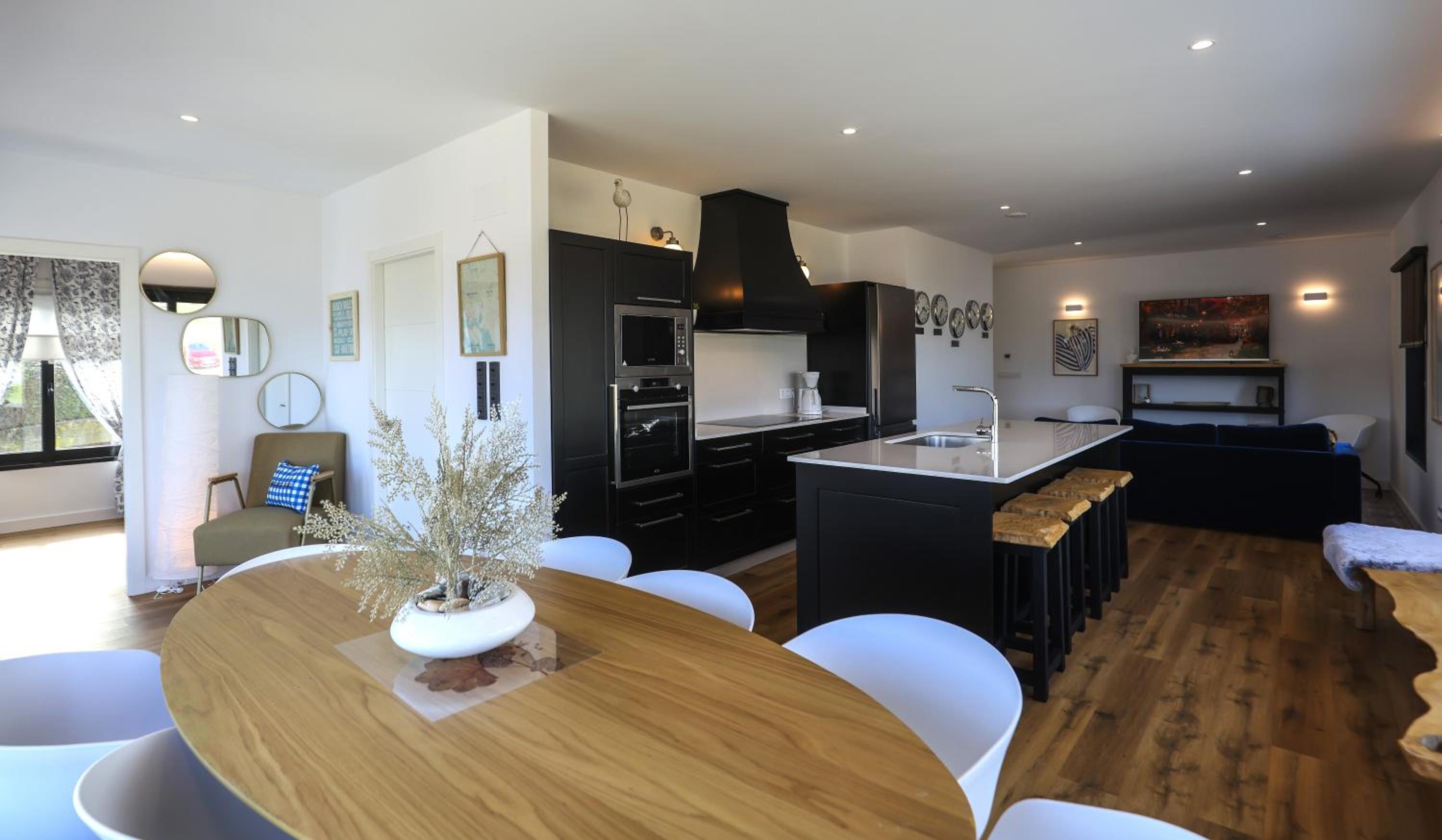 Muramar Beach House