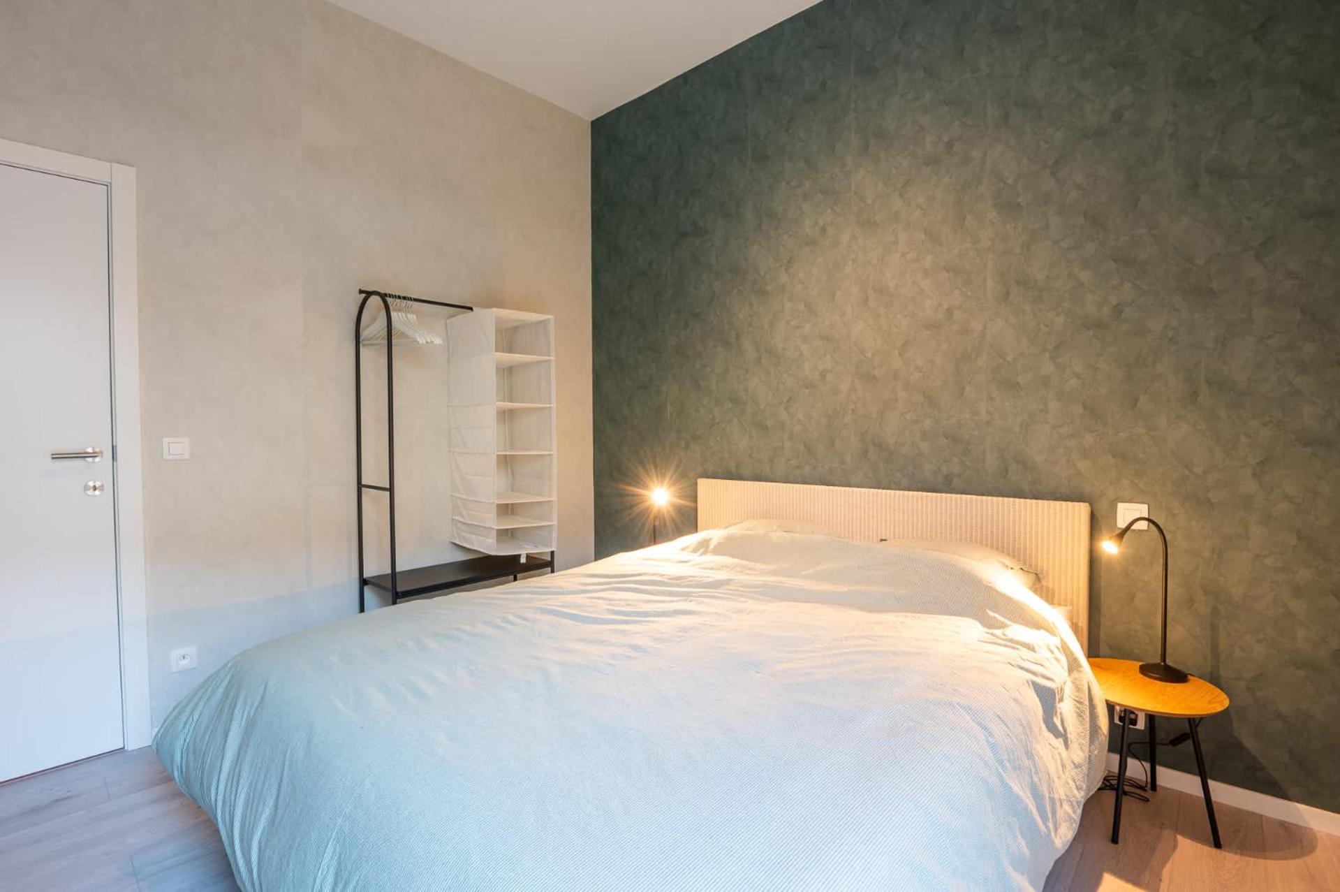 Brand new apartment with garden and parking