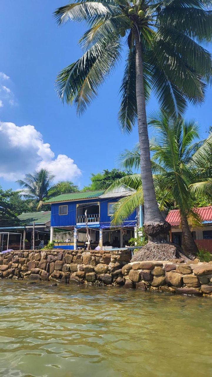 CocoHuts