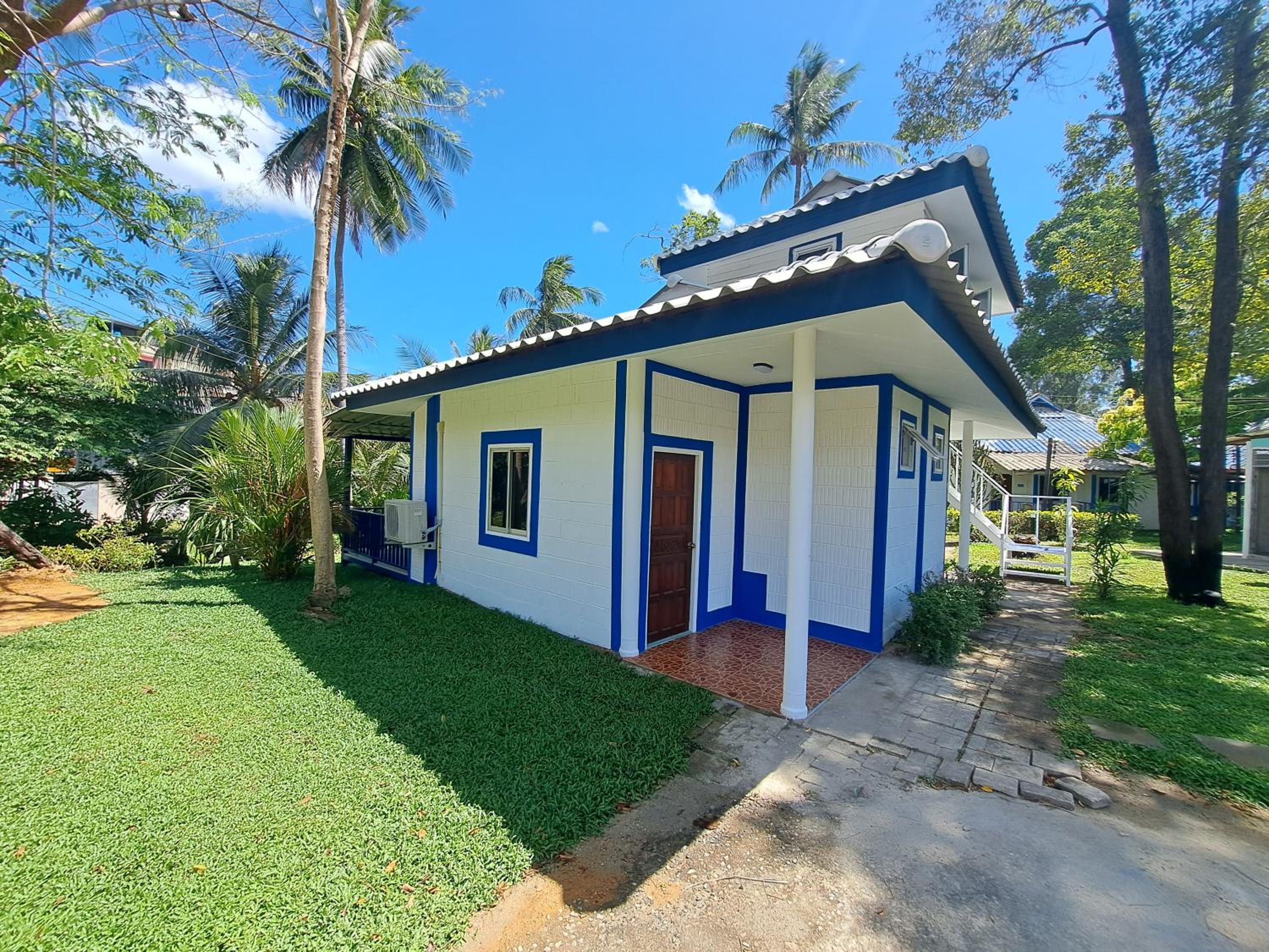 Baan Long Beach