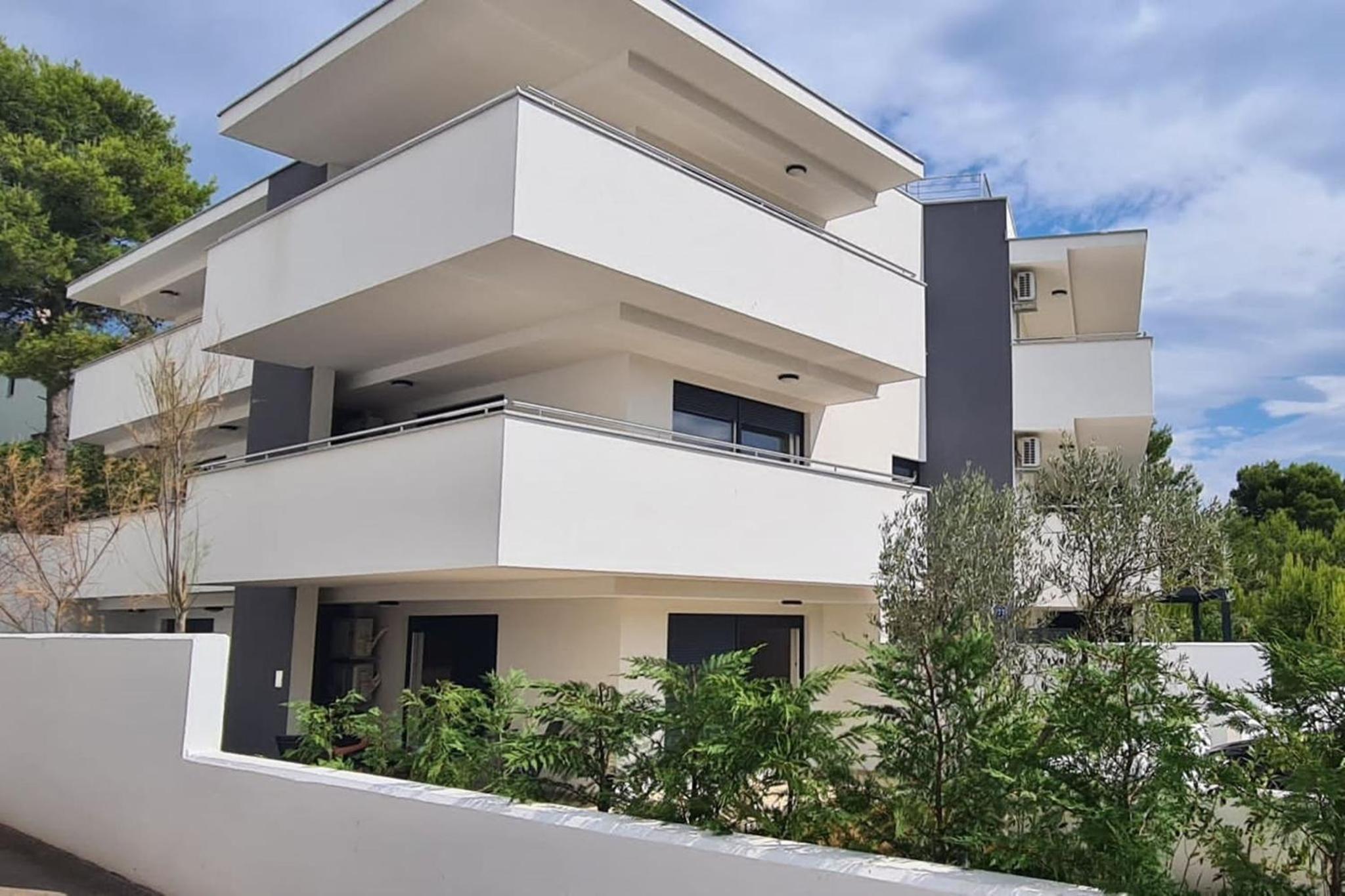 Apartments at Villa Frida view 3