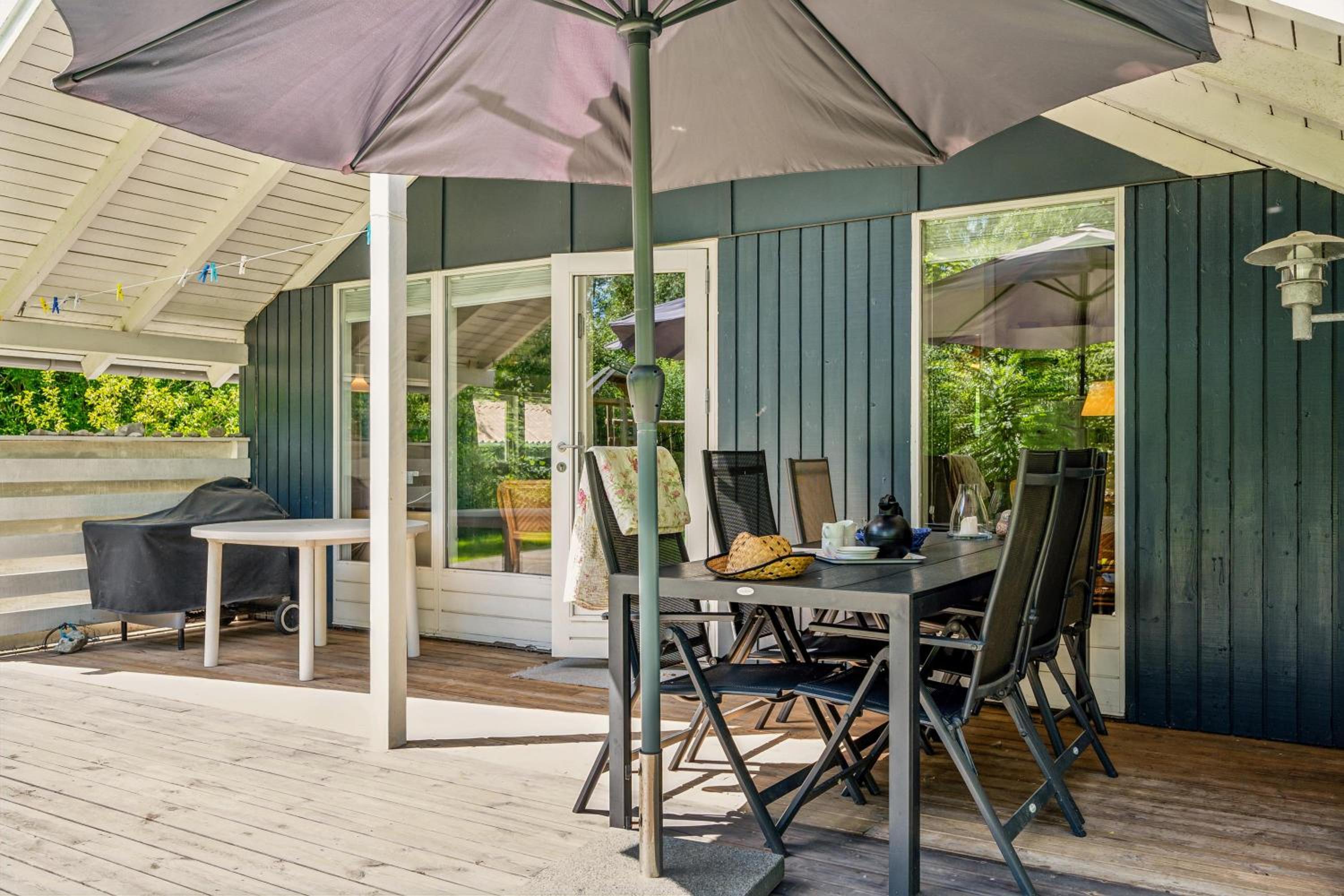 Charming, Well-Maintained Holiday Home On A Secluded Nature Plot At The End Of A Quiet Lane