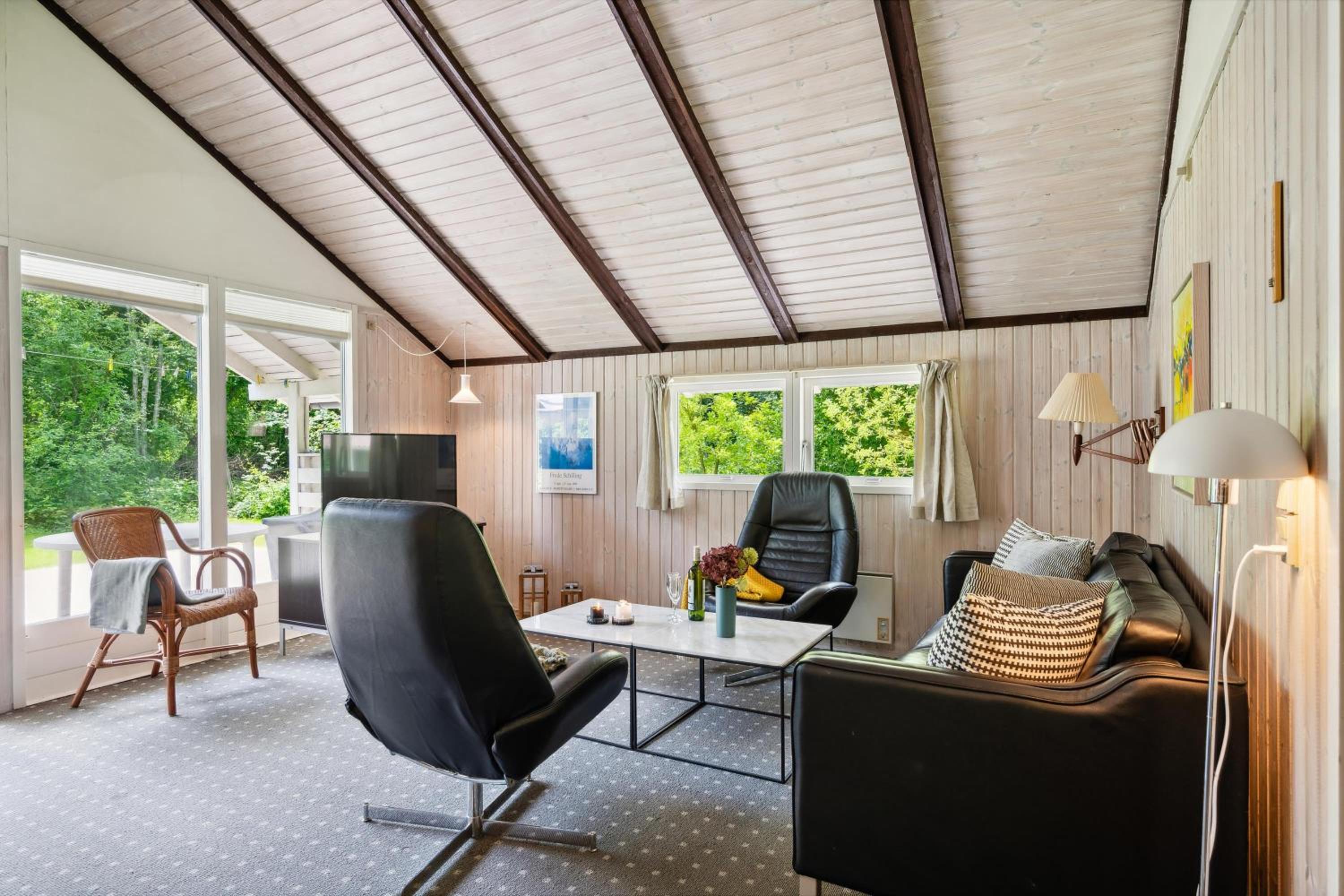 Charming, Well-Maintained Holiday Home On A Secluded Nature Plot At The End Of A Quiet Lane