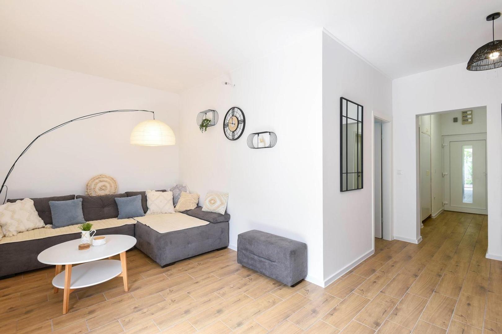 Place4You Apartment view 4