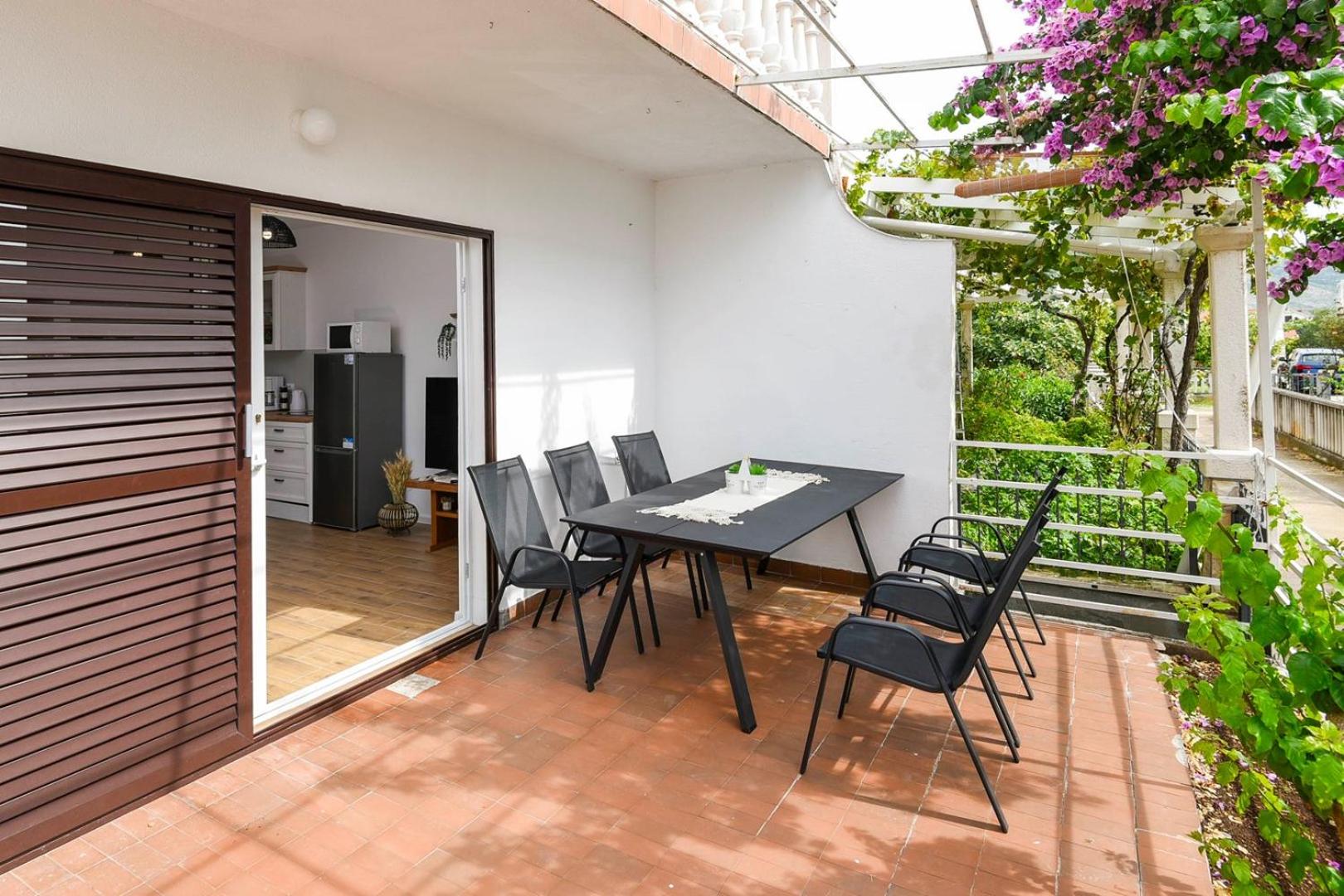 Place4You Apartment view 5