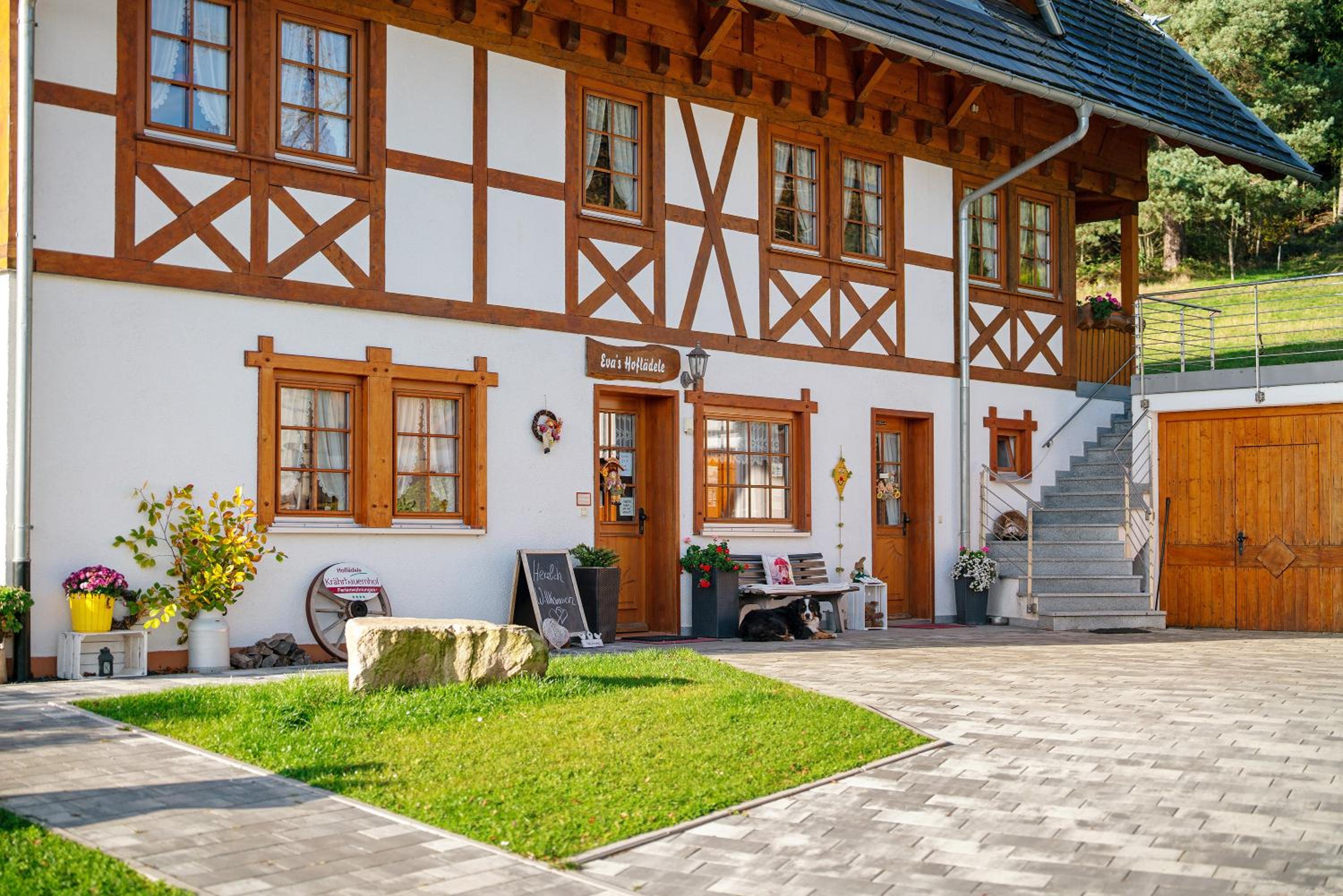 3 Fewos mit Eventraum