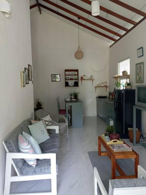 Tiny Art House with Garden