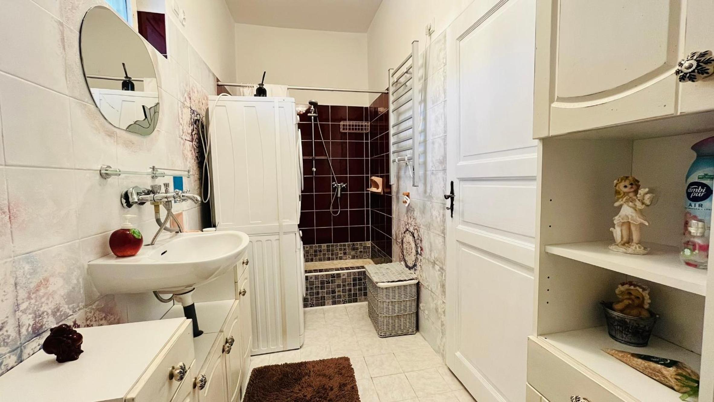 Photo 45