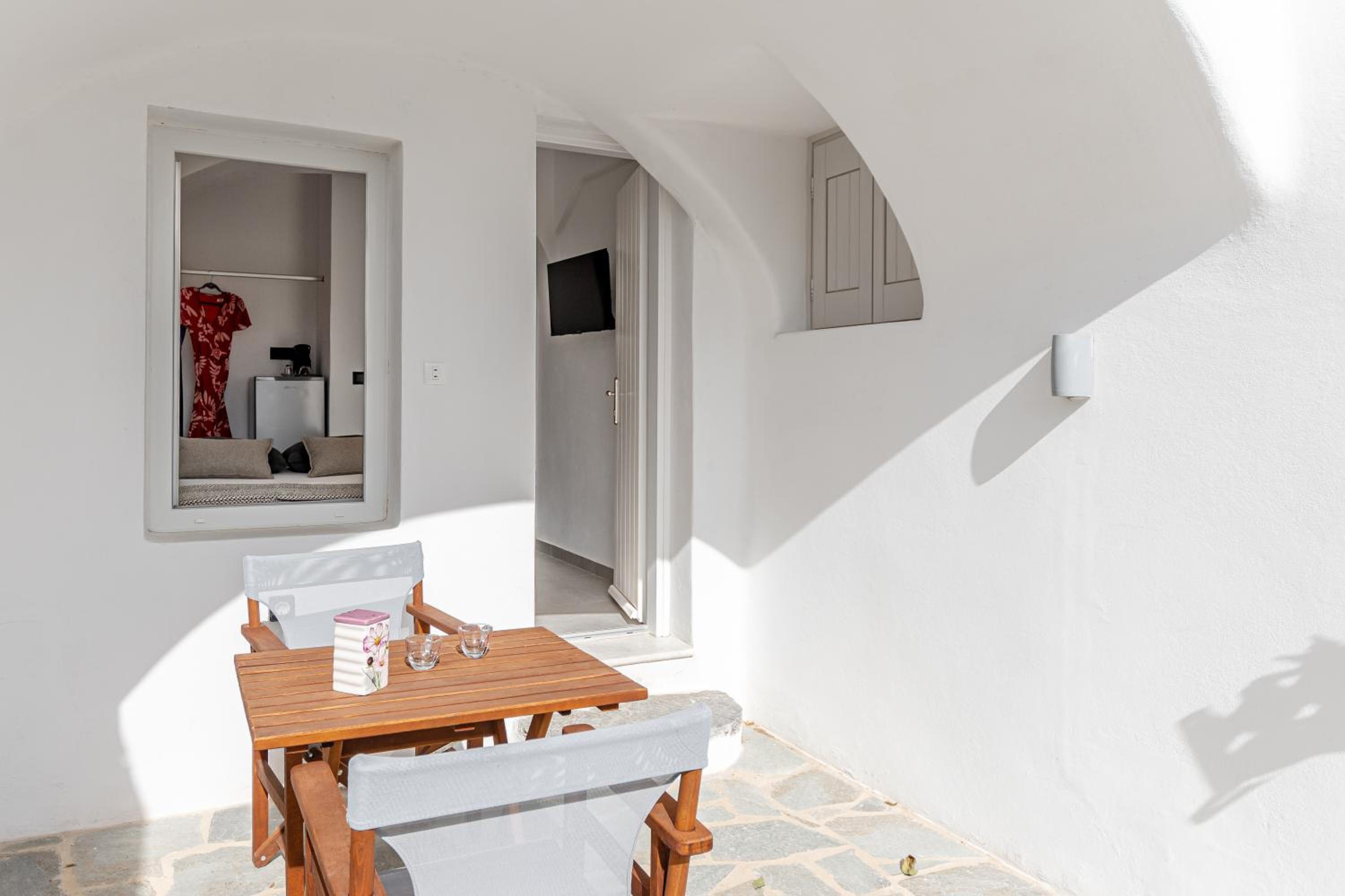 Naxian Queen Luxury Villas & Suites
