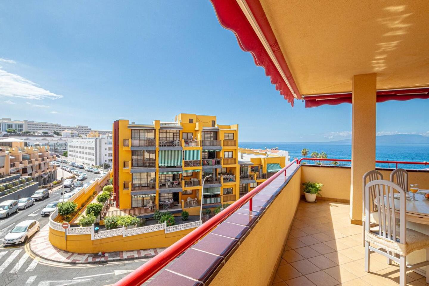 Large Terrace Jardin Apartment