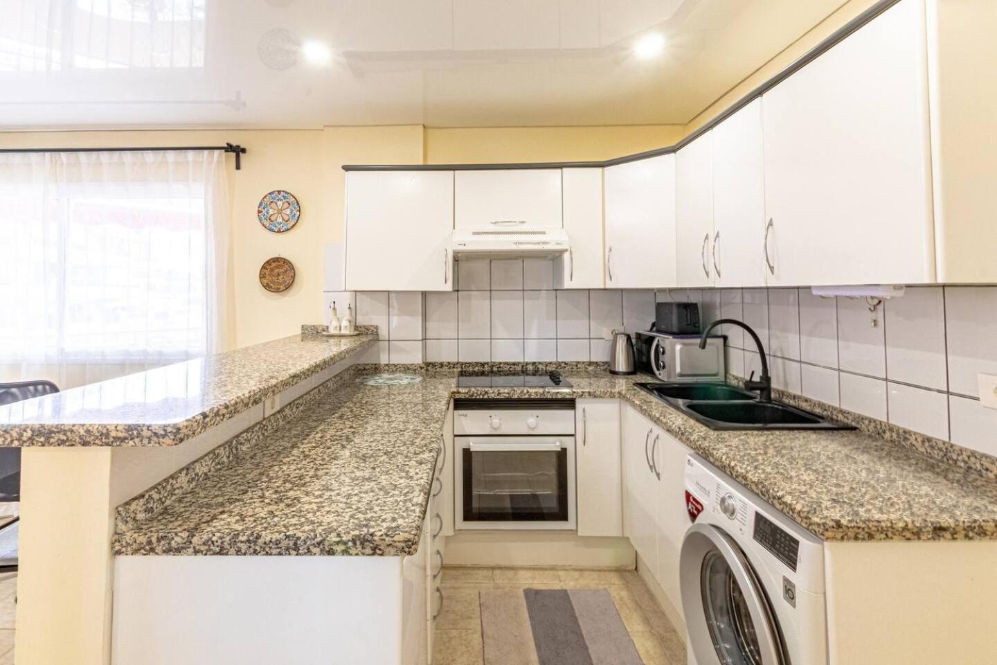 Large Terrace Jardin Apartment