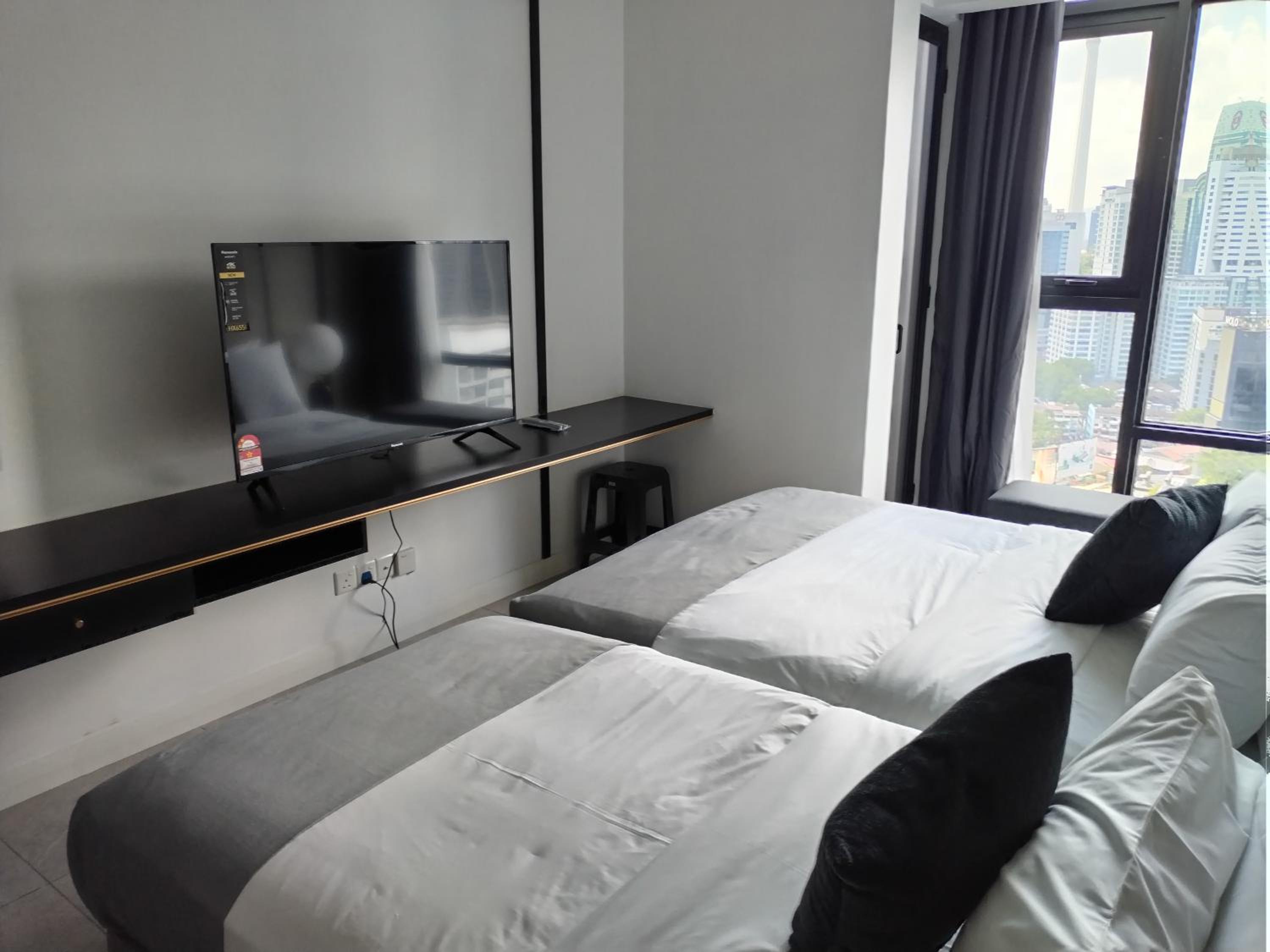 Bukit Bintang Axon Residences 3R2B 3Queens Beds