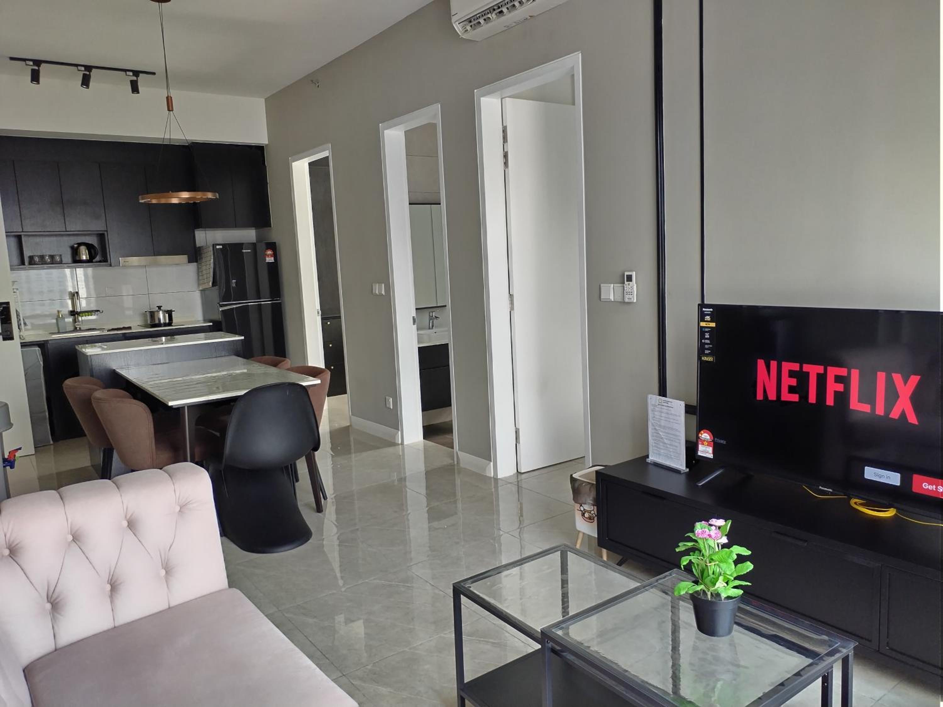Bukit Bintang Axon Residences 3R2B 3Queens Beds