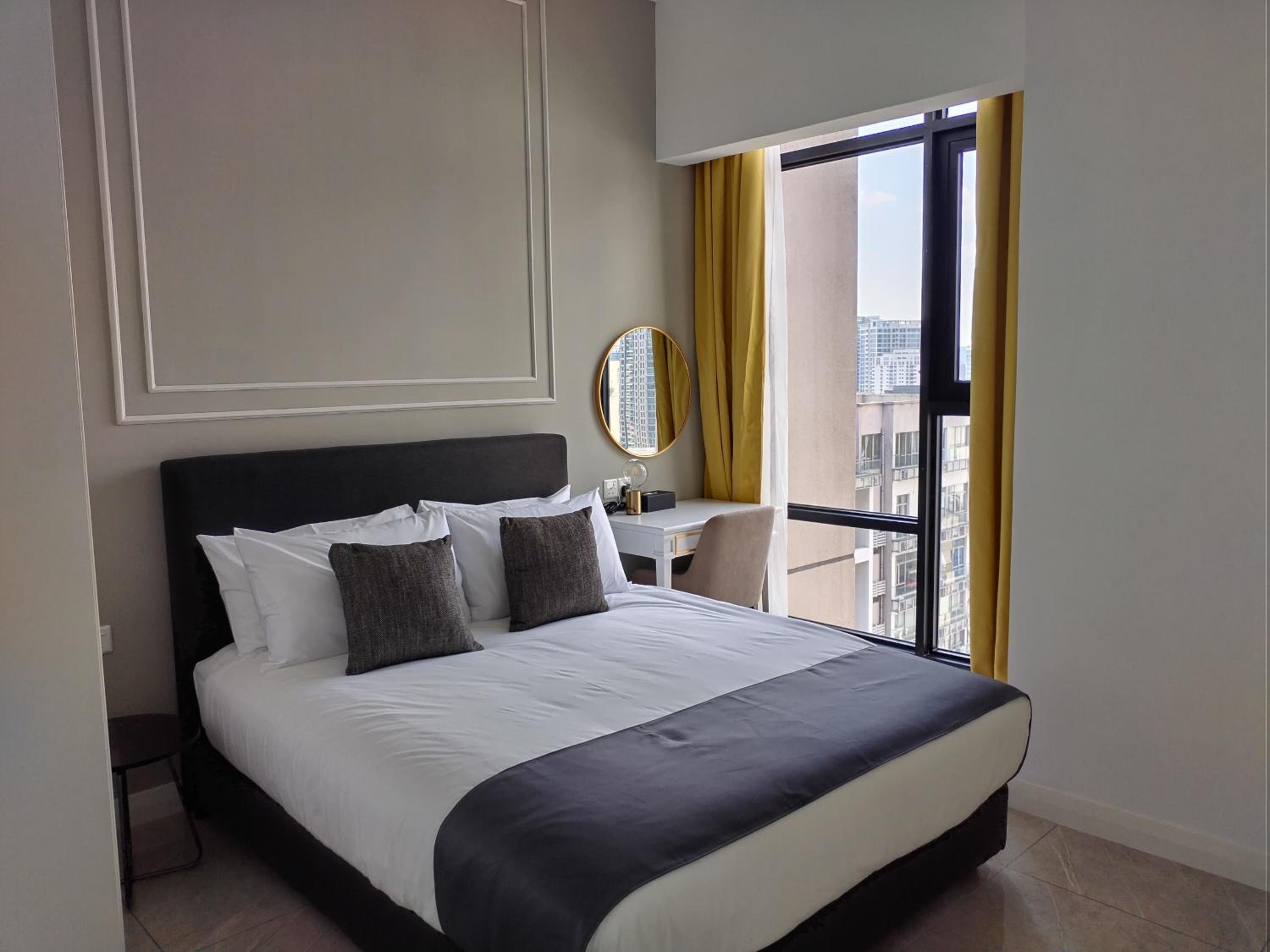 Bukit Bintang Axon Residences 3R2B 3Queens Beds
