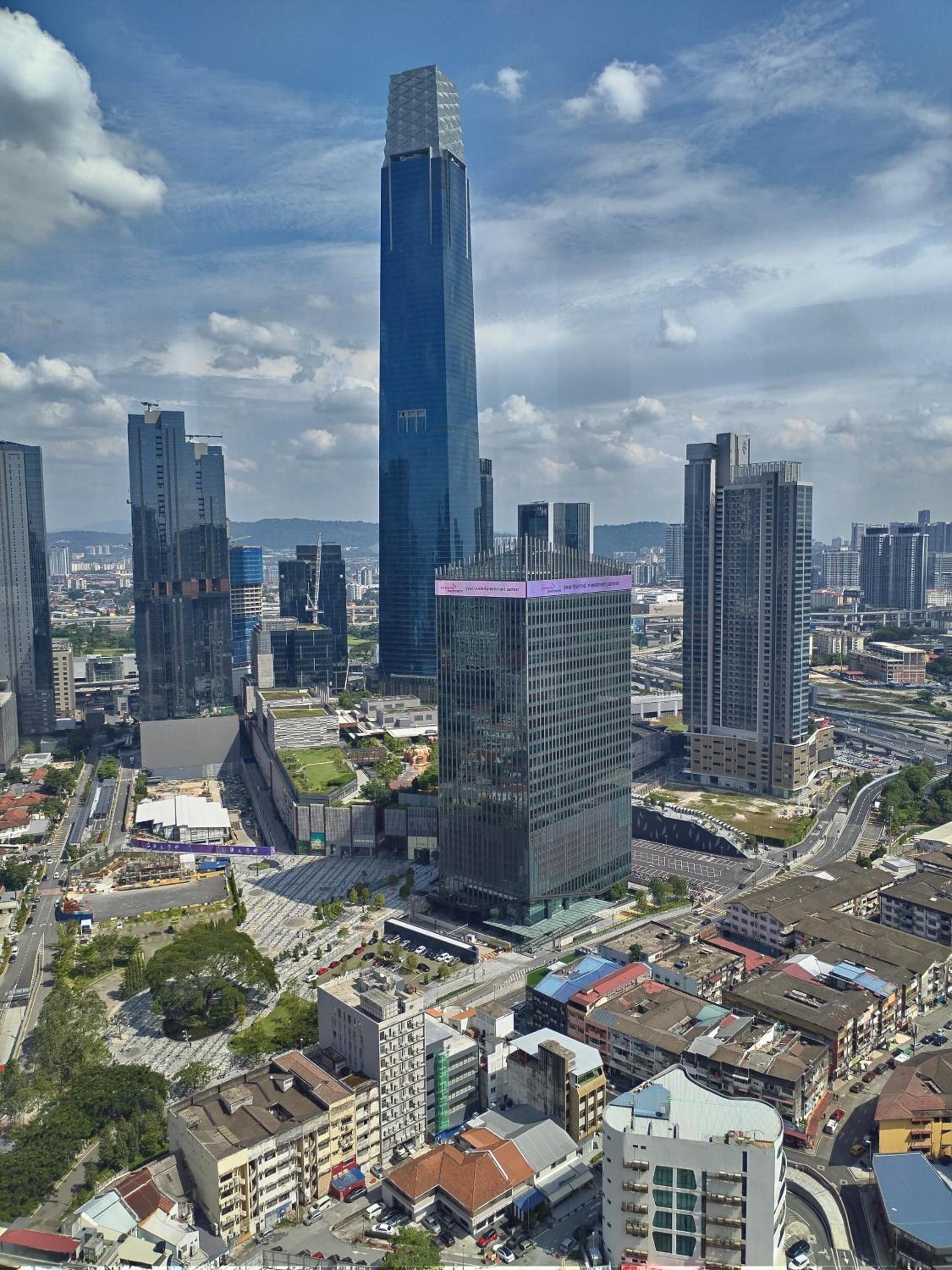 Bukit Bintang Axon Residences 3R2B 3Queens Beds