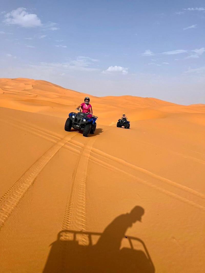 Expérience Inoubliable dans une Tente de Luxe en plein Désert de Merzouga !