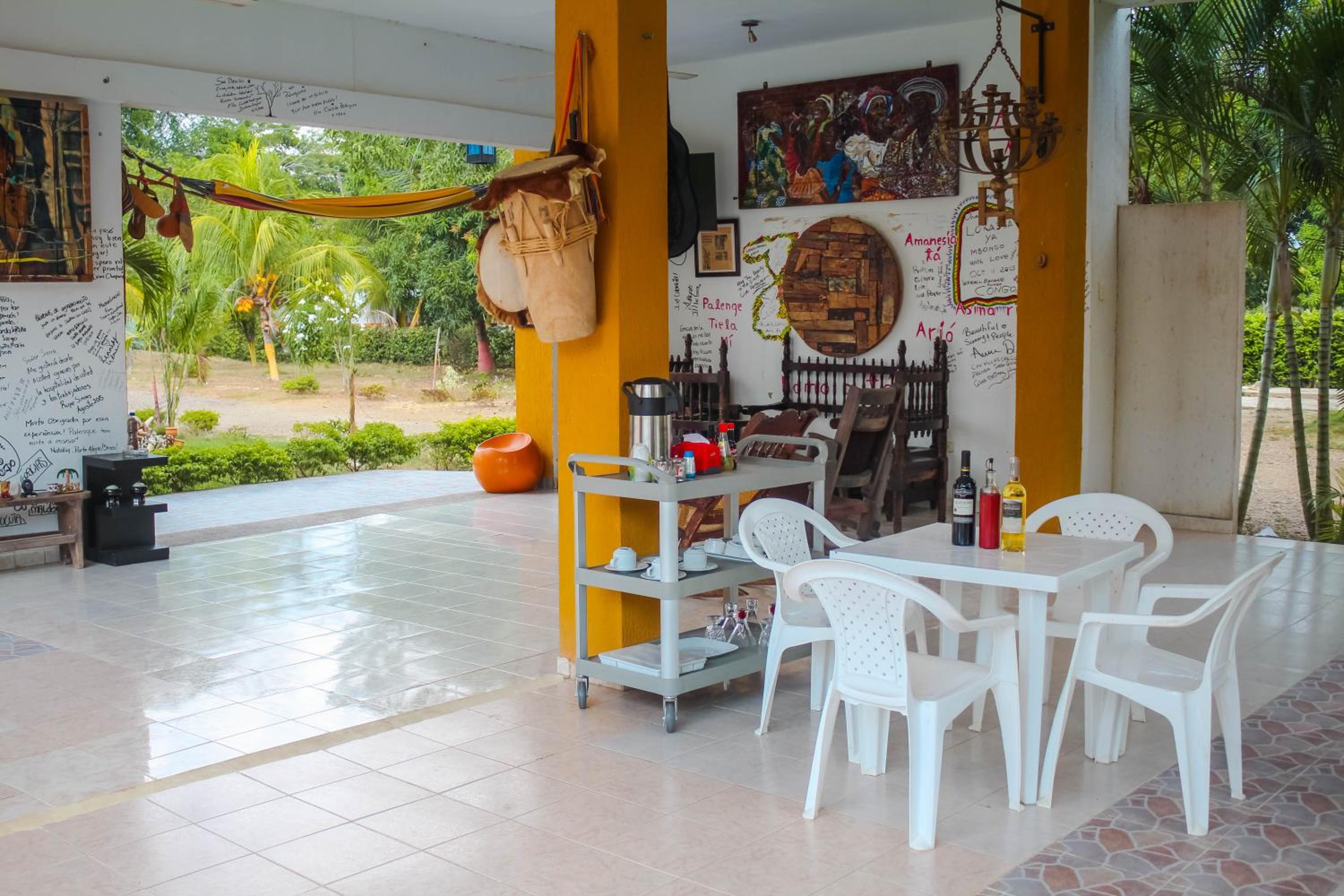 Hotel - Granja de Animales San Basilio de Palenque