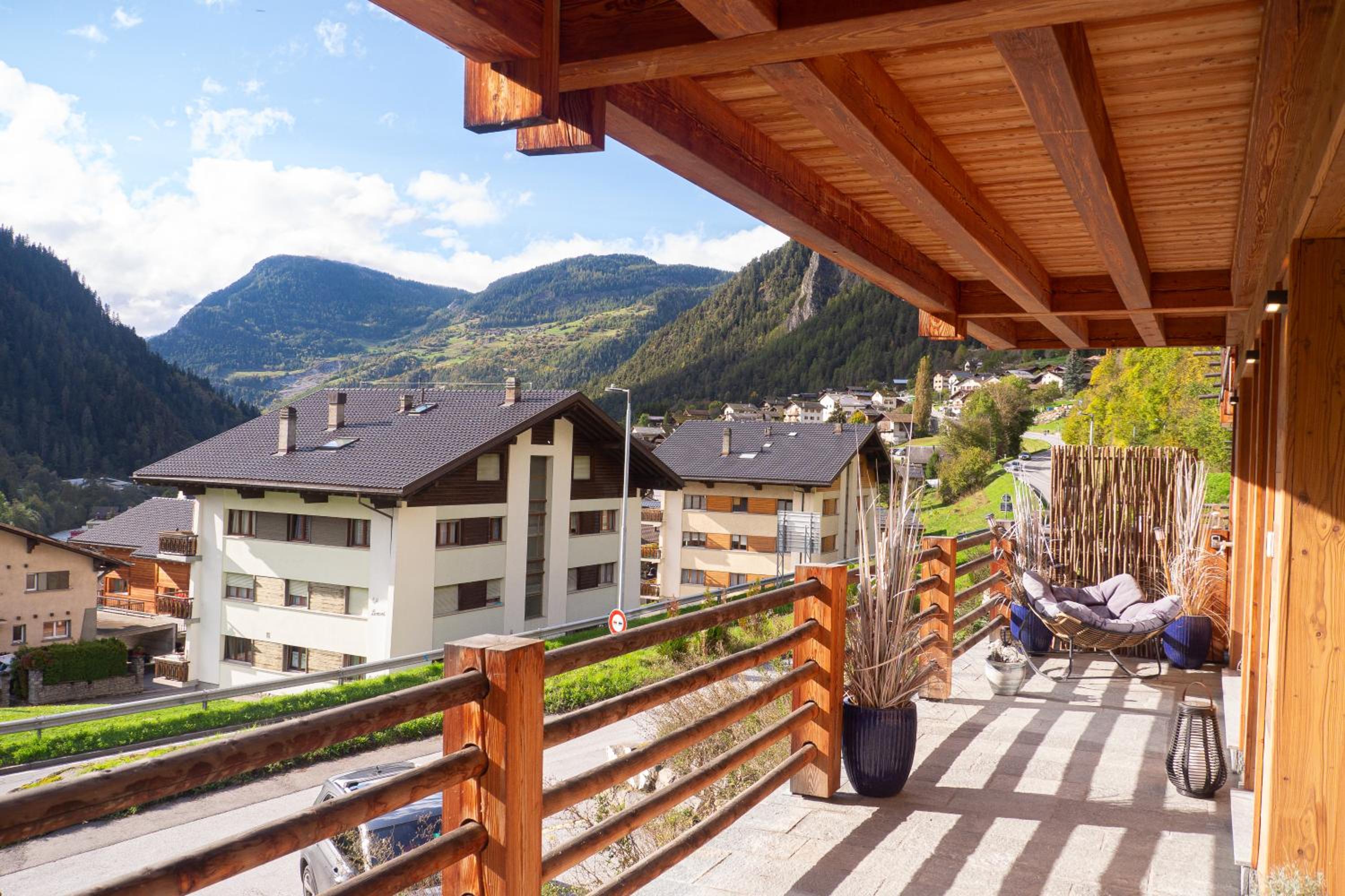 La Ruinette-Large1 bed, close to the lift