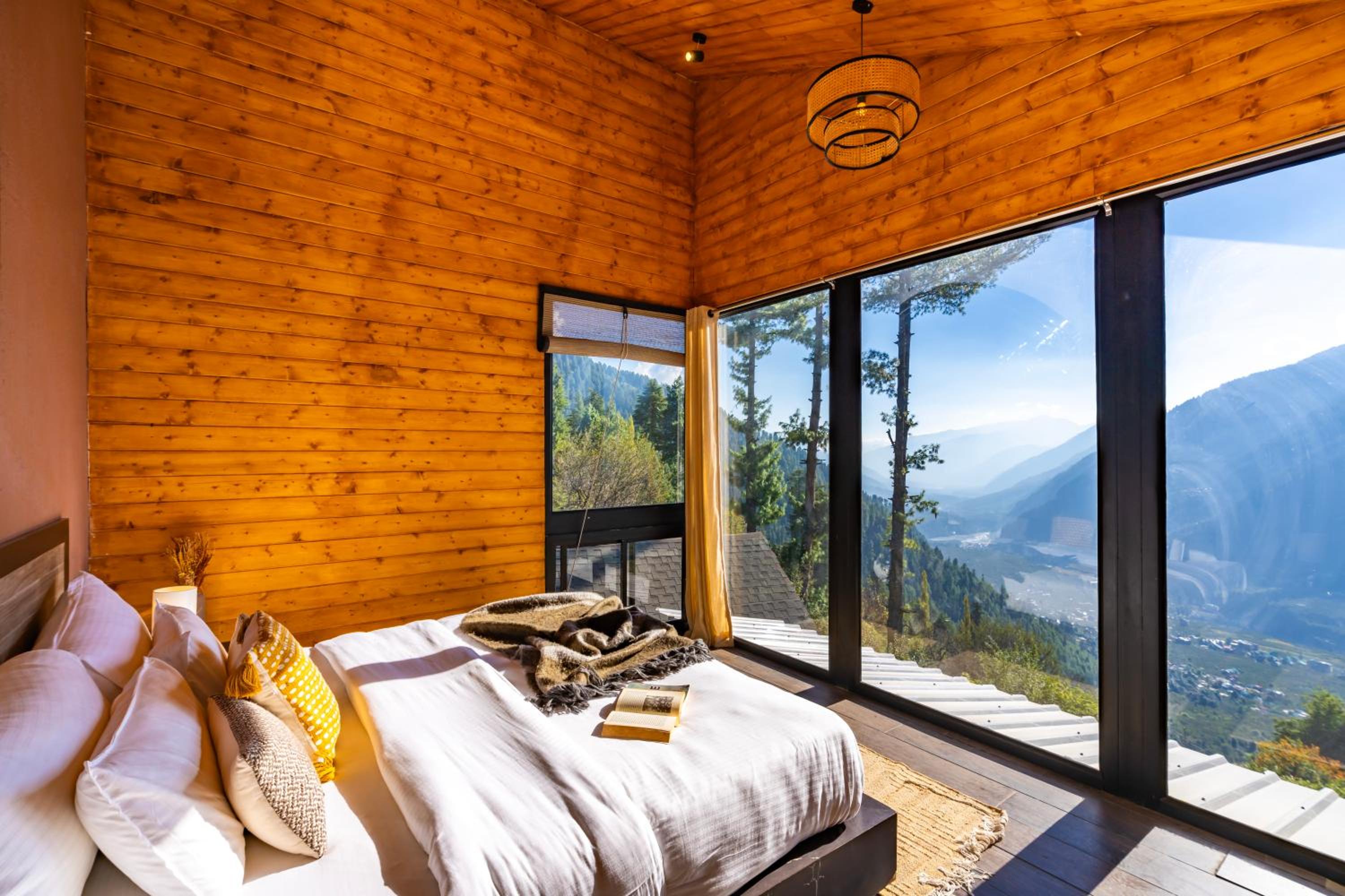 Montane Chalet , Sethan view 2