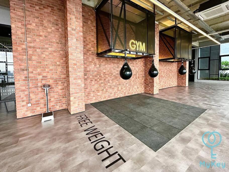 Millerz Square 3pax Studio room 1