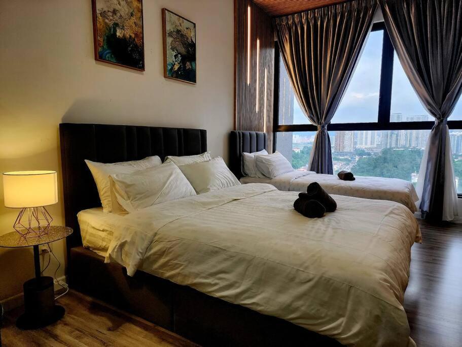 Millerz Square 3pax Studio room 1