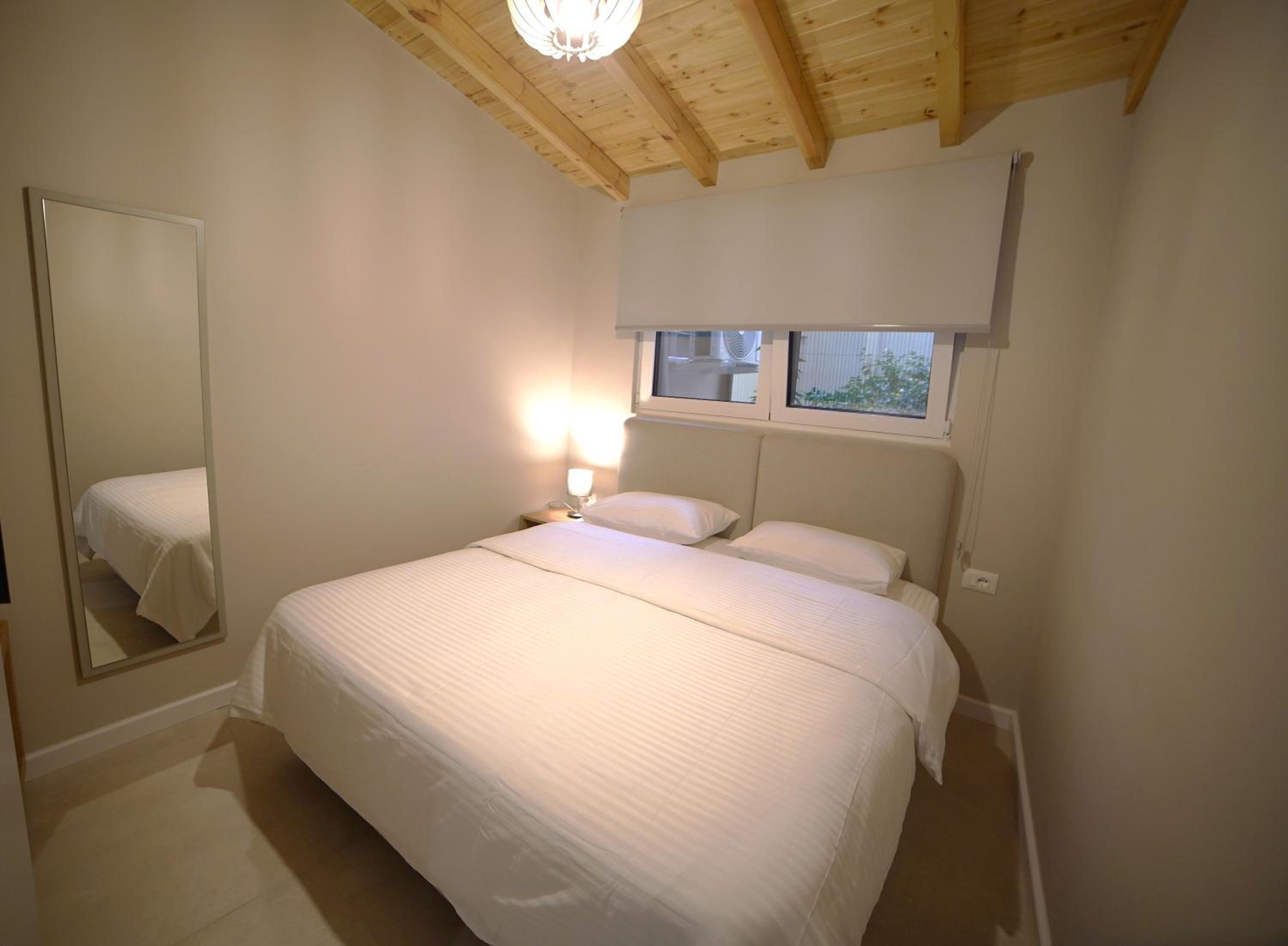 Center Oasis Apartments