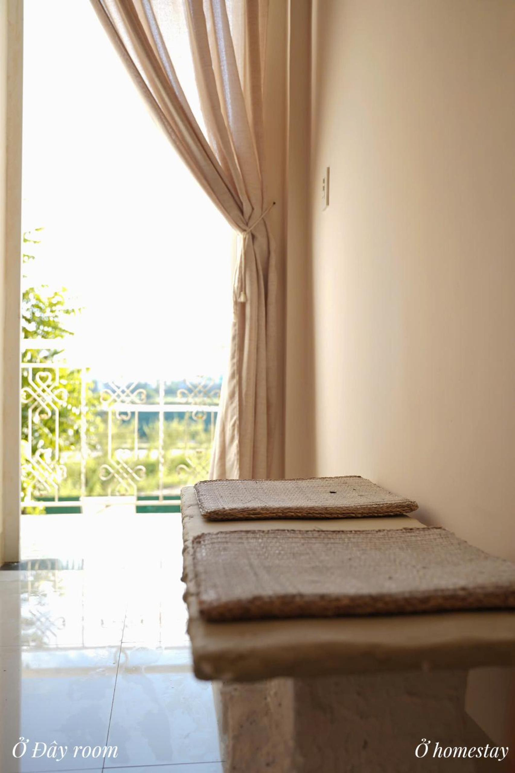 Ở Homestay