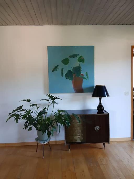 Art-Apartment mit Balkon