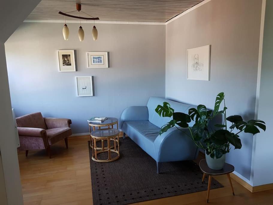 Art-Apartment mit Balkon