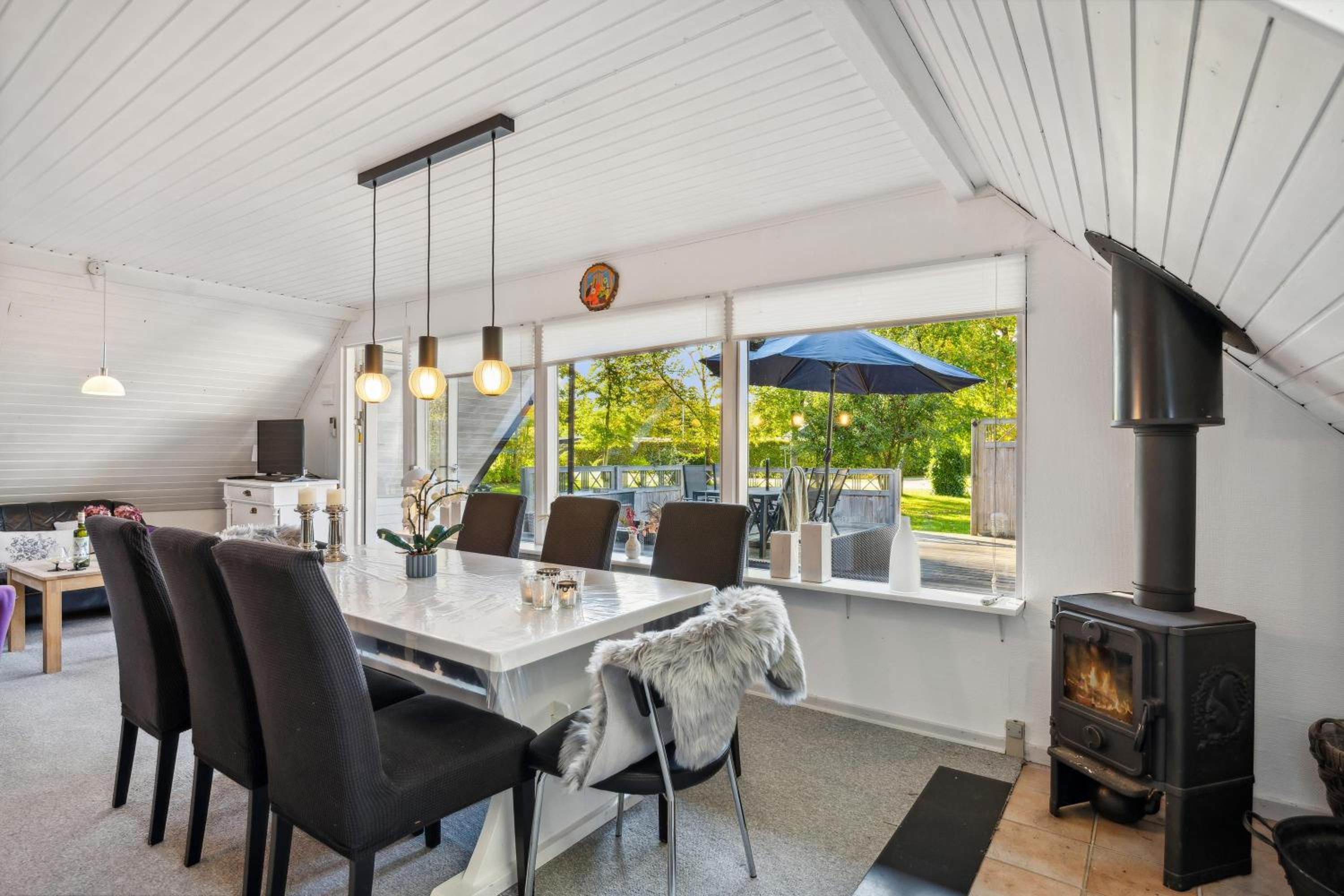 Cosy Two-Level Holiday Home On A Large Natural Plot In Selkær Mølle Surrounded By Forest And Wildlife And Close To Grenaa, Bønnerup Beach And