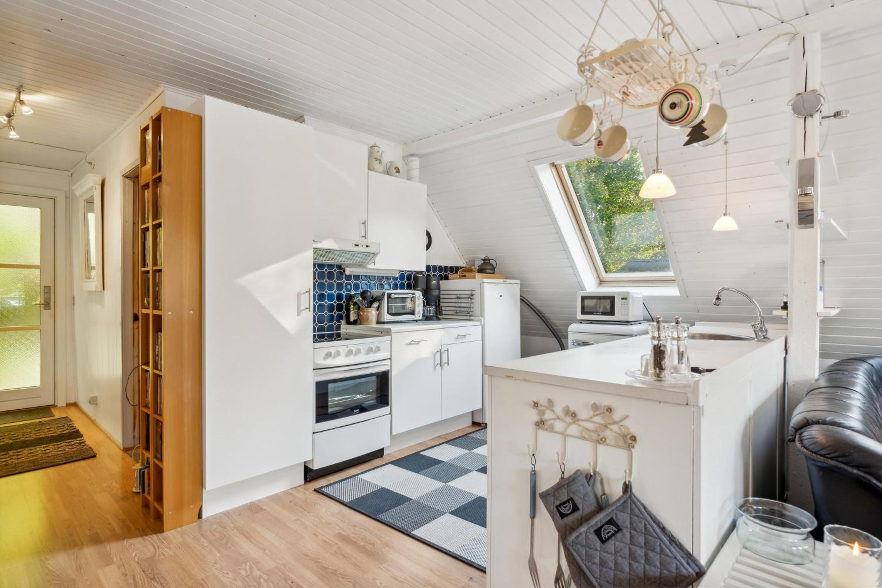 Cosy Two-Level Holiday Home On A Large Natural Plot In Selkær Mølle Surrounded By Forest And Wildlife And Close To Grenaa, Bønnerup Beach And