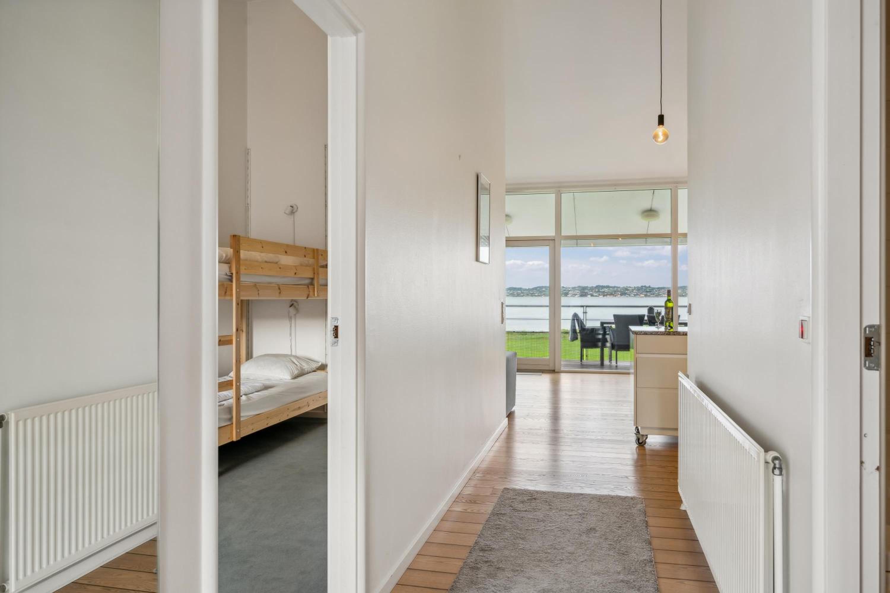 Beautiful Holiday Apartment With Panoramic Views Over Ebeltoft Vig And The Mols Hills,